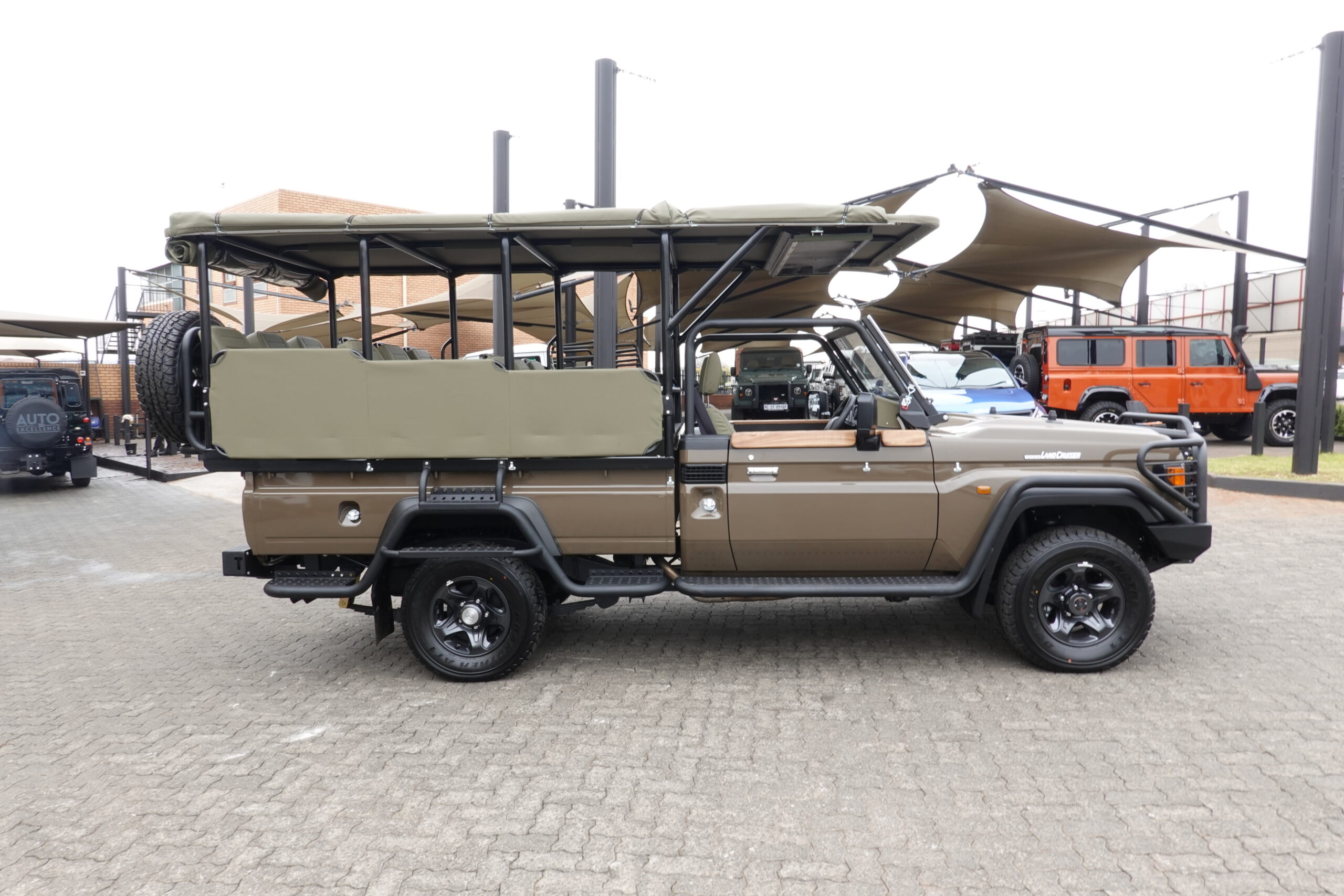 2025 TOYOTA LAND CRUISER GAME VIEWER M/T