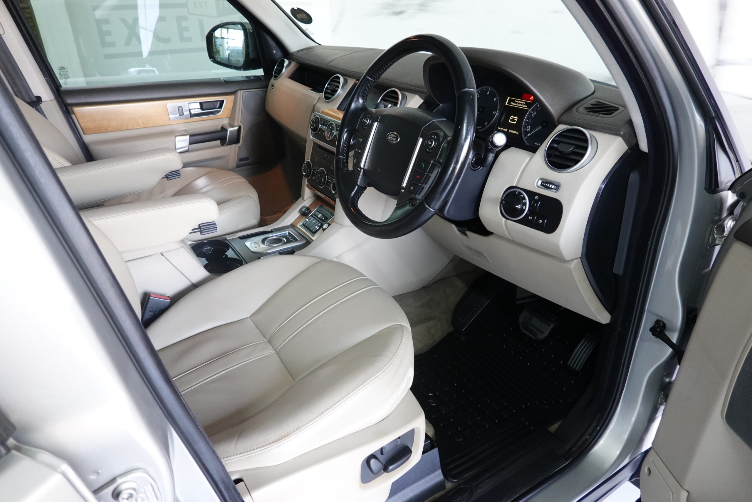 2014 LAND ROVER DISCOVERY 4 SE A/T