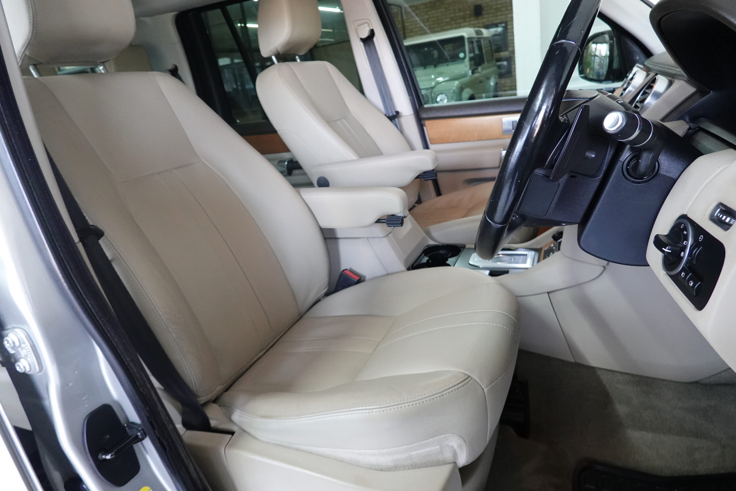 2014 LAND ROVER DISCOVERY 4 SE A/T