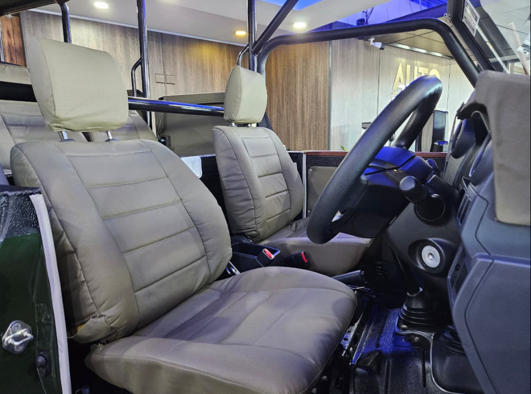 2025 TOYOTA LAND CRUISER 79 GAME VIEWER M/T