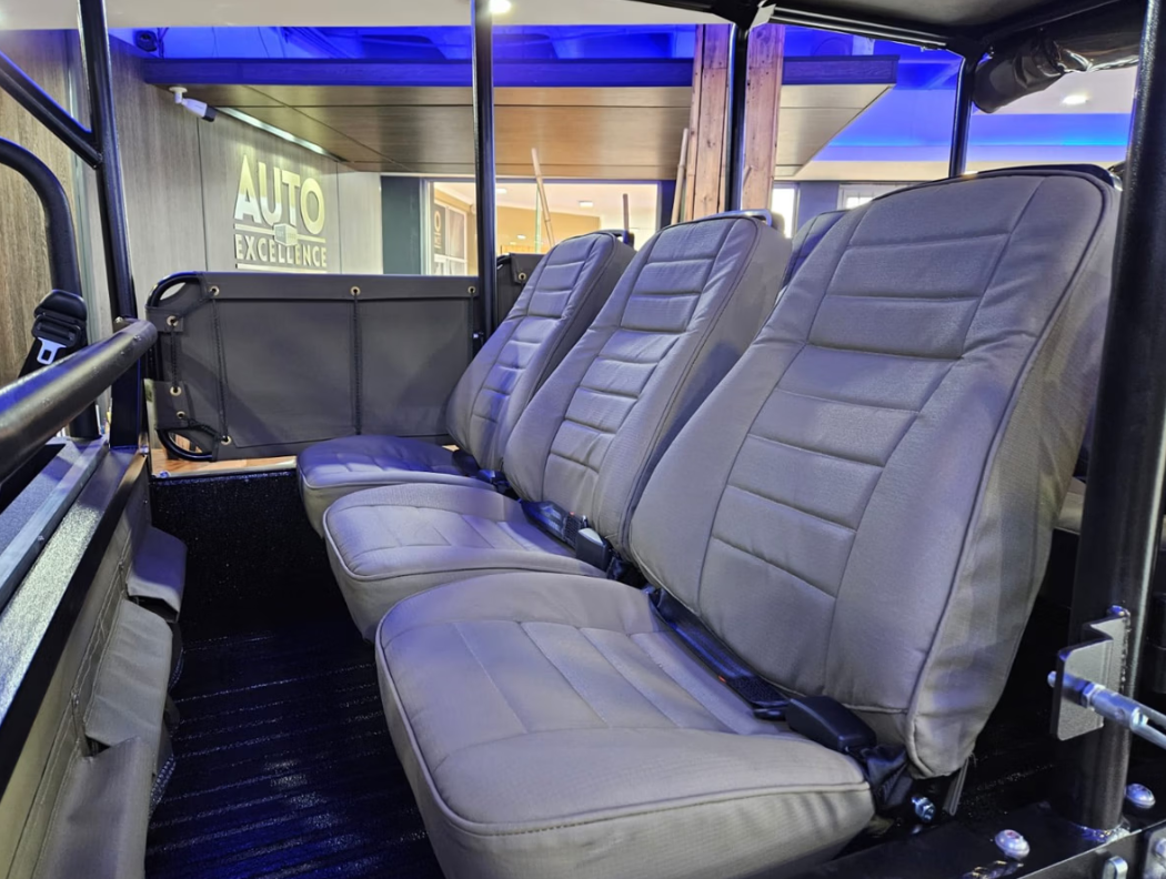 2025 TOYOTA LAND CRUISER 79 GAME VIEWER M/T