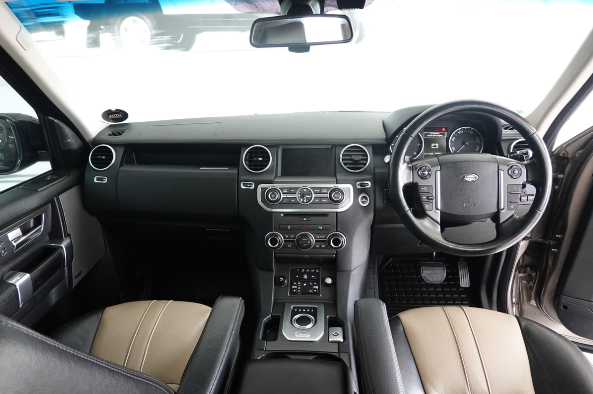 2015 LAND ROVER DISCOVERY 4 SE A/T