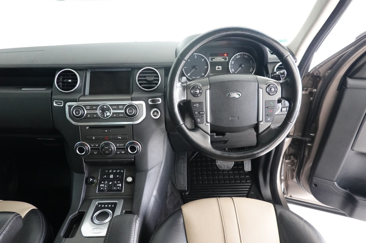 2015 LAND ROVER DISCOVERY 4 SE A/T