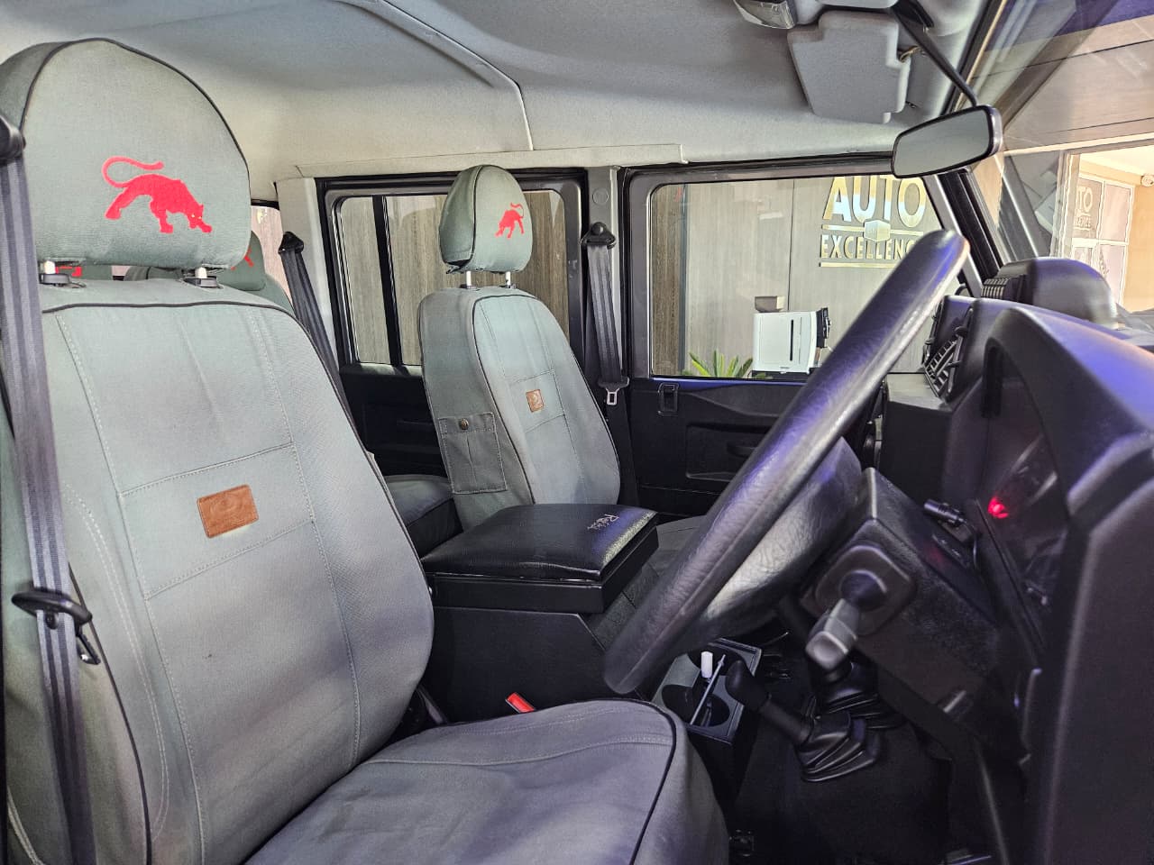 2008 LAND ROVER DEFENDER 110 M/T