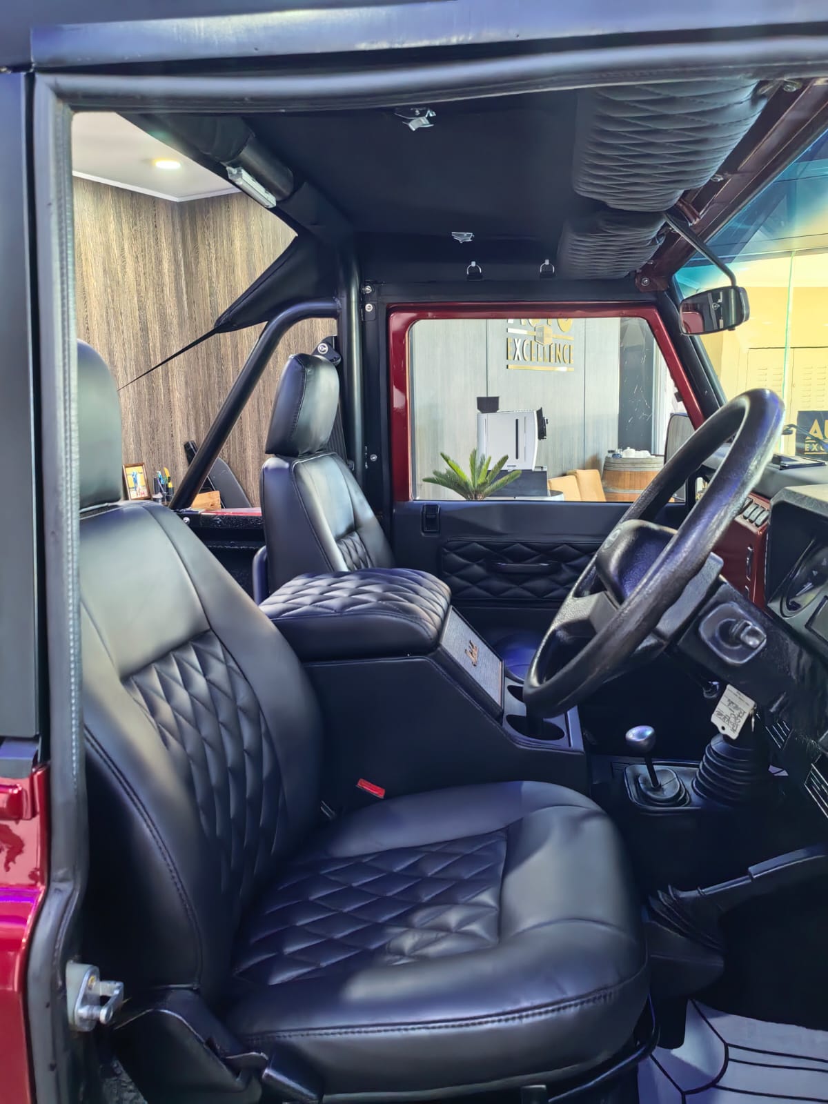 2006 LAND ROVER DEFENDER 90 M/T