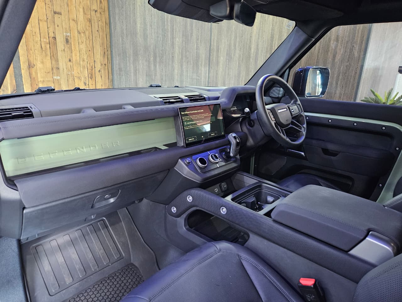 2023 LAND ROVER DEFENDER 90 A/T