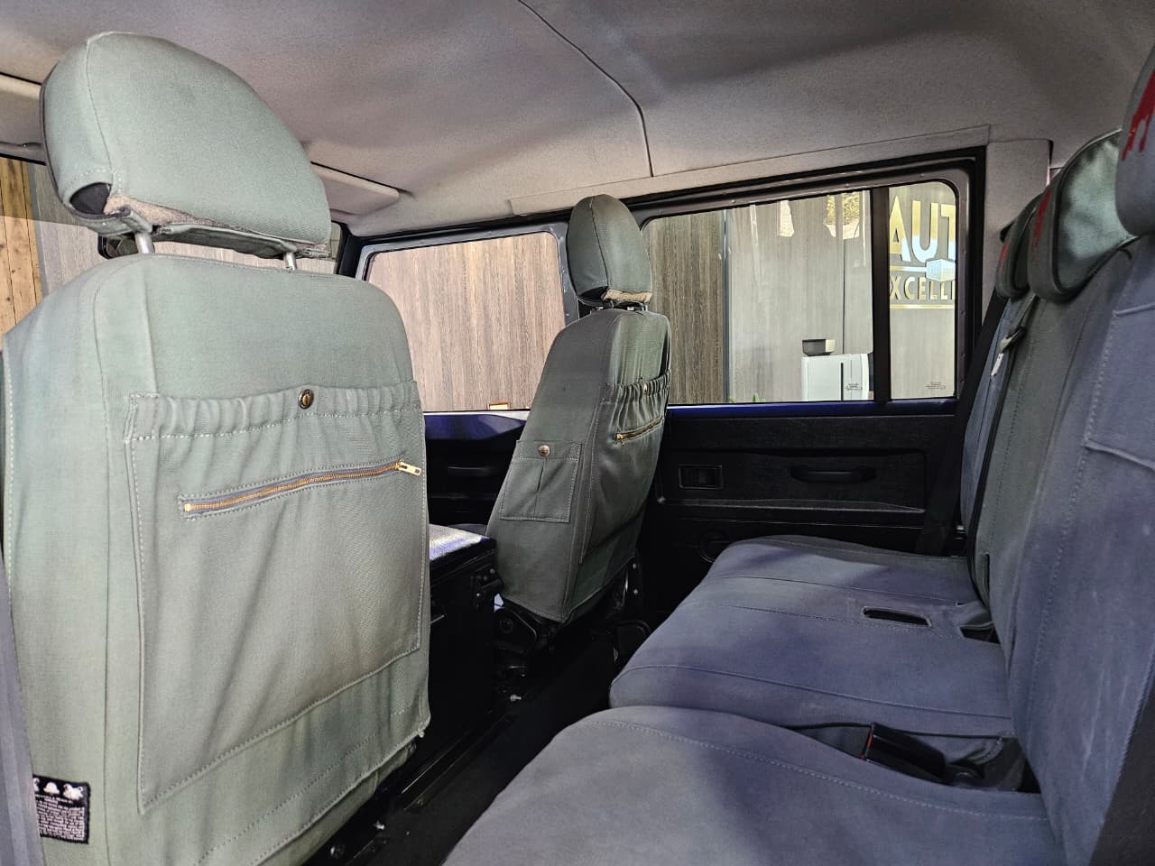 2008 LAND ROVER DEFENDER 110 M/T