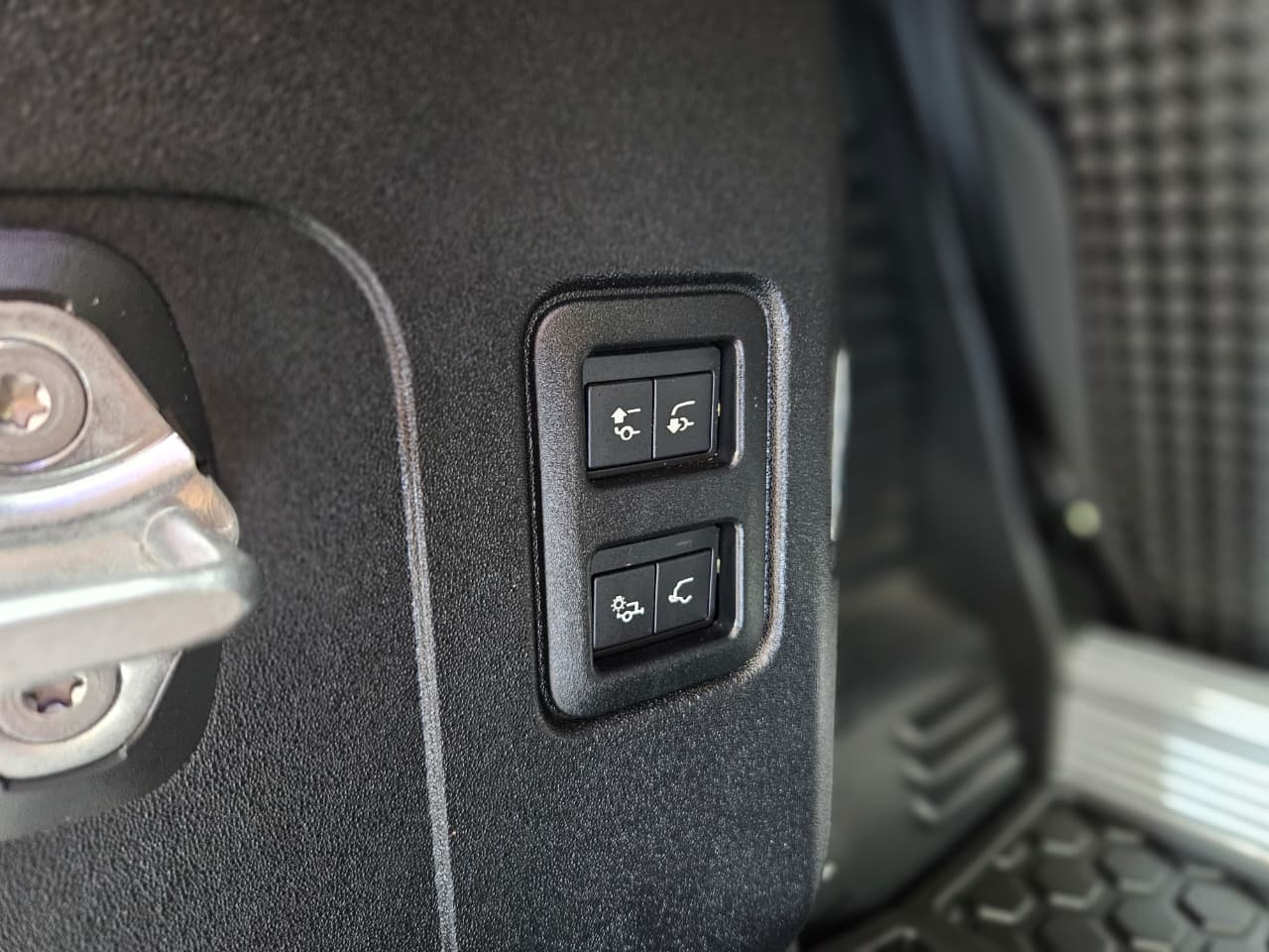 2023 LAND ROVER DEFENDER 90 A/T