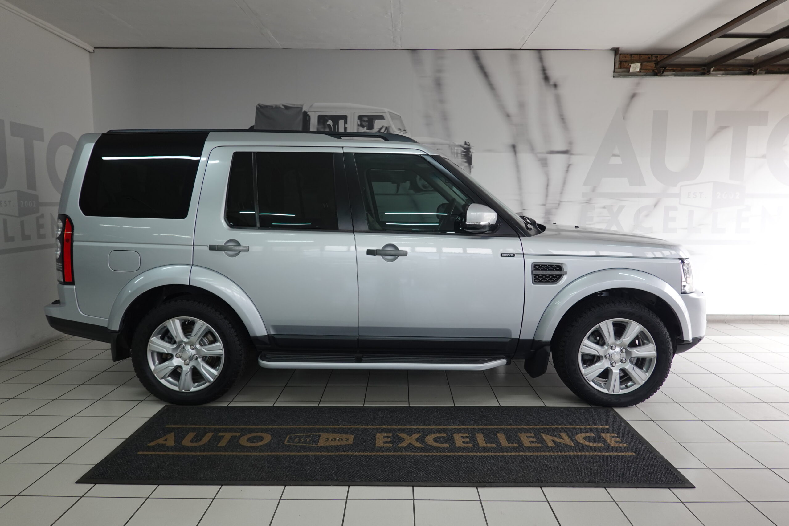 2014 Land Rover Discovery 4 SD V6 SE