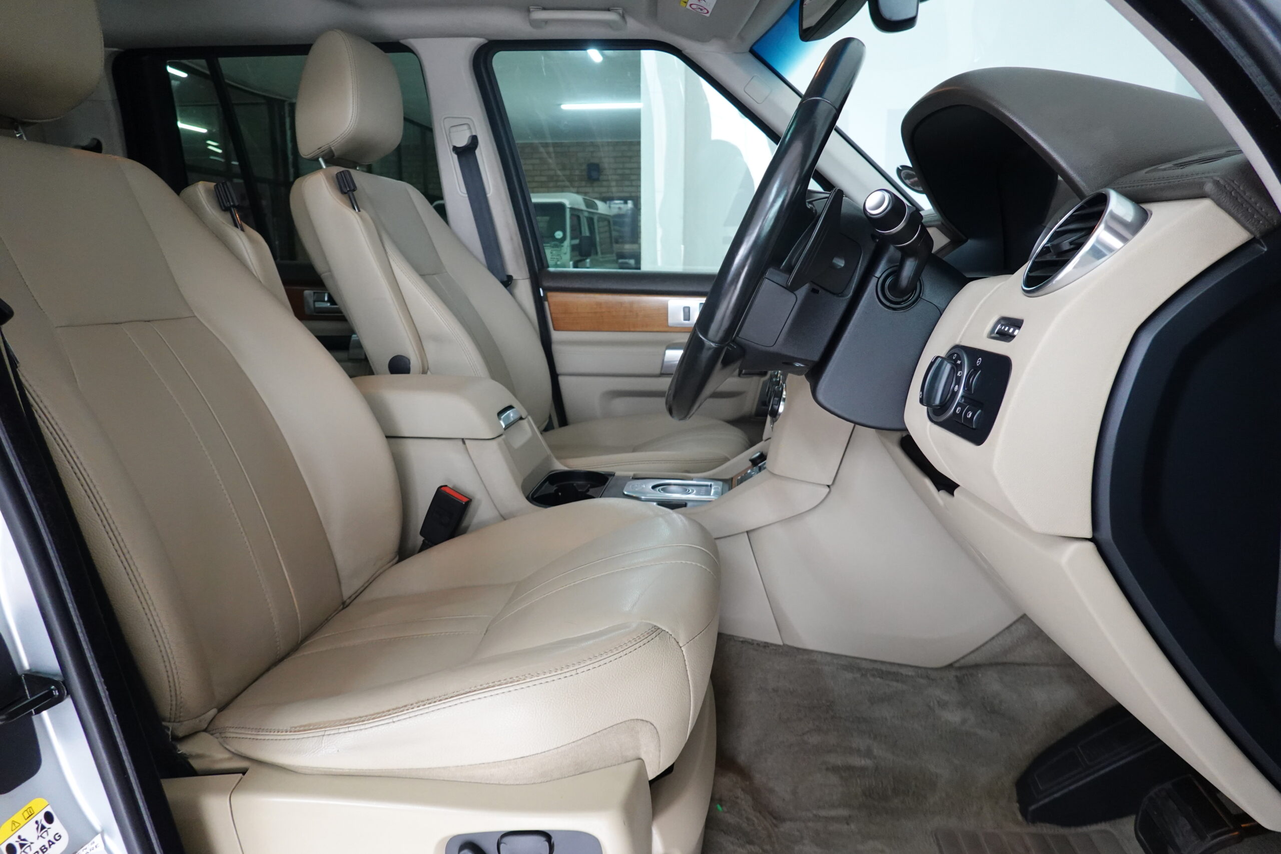 2014 Land Rover Discovery 4 SD V6 SE