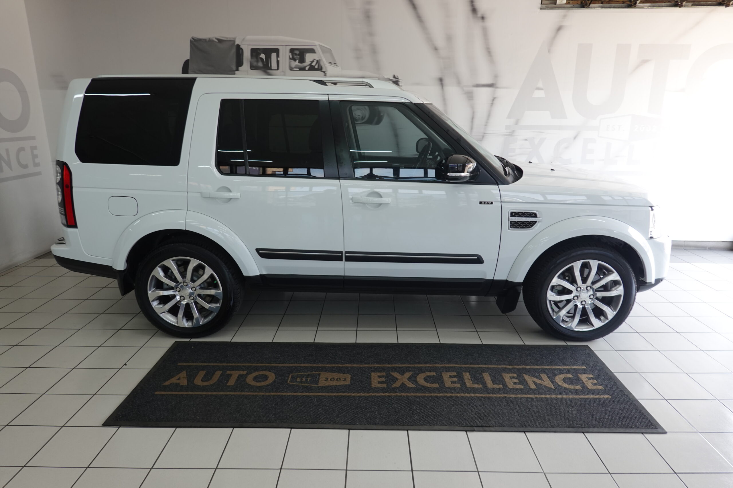 2015 Land Rover Discovery 4 3.0 SD V6 XXV Limited Edition