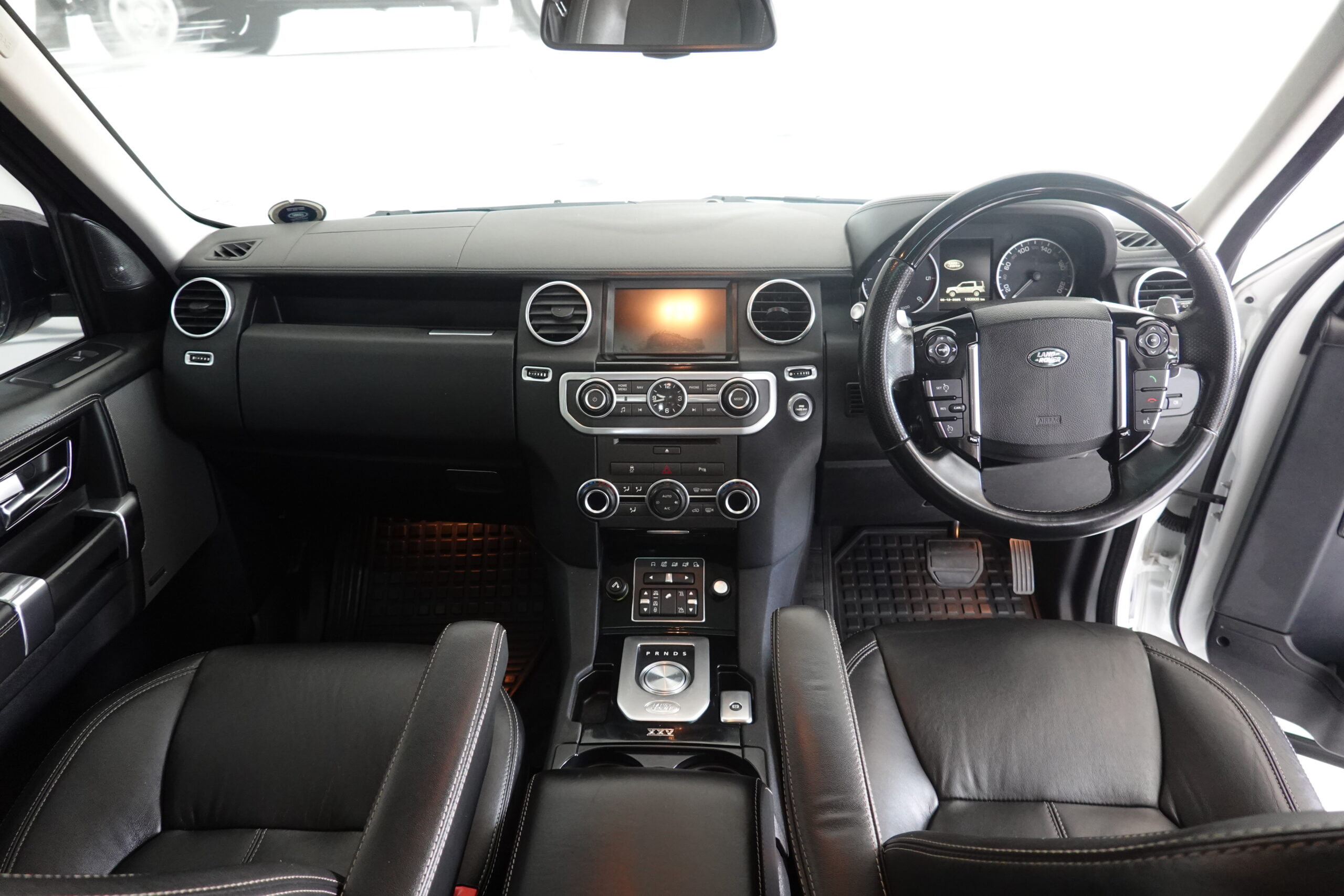 2015 Land Rover Discovery 4 3.0 SD V6 XXV Limited Edition