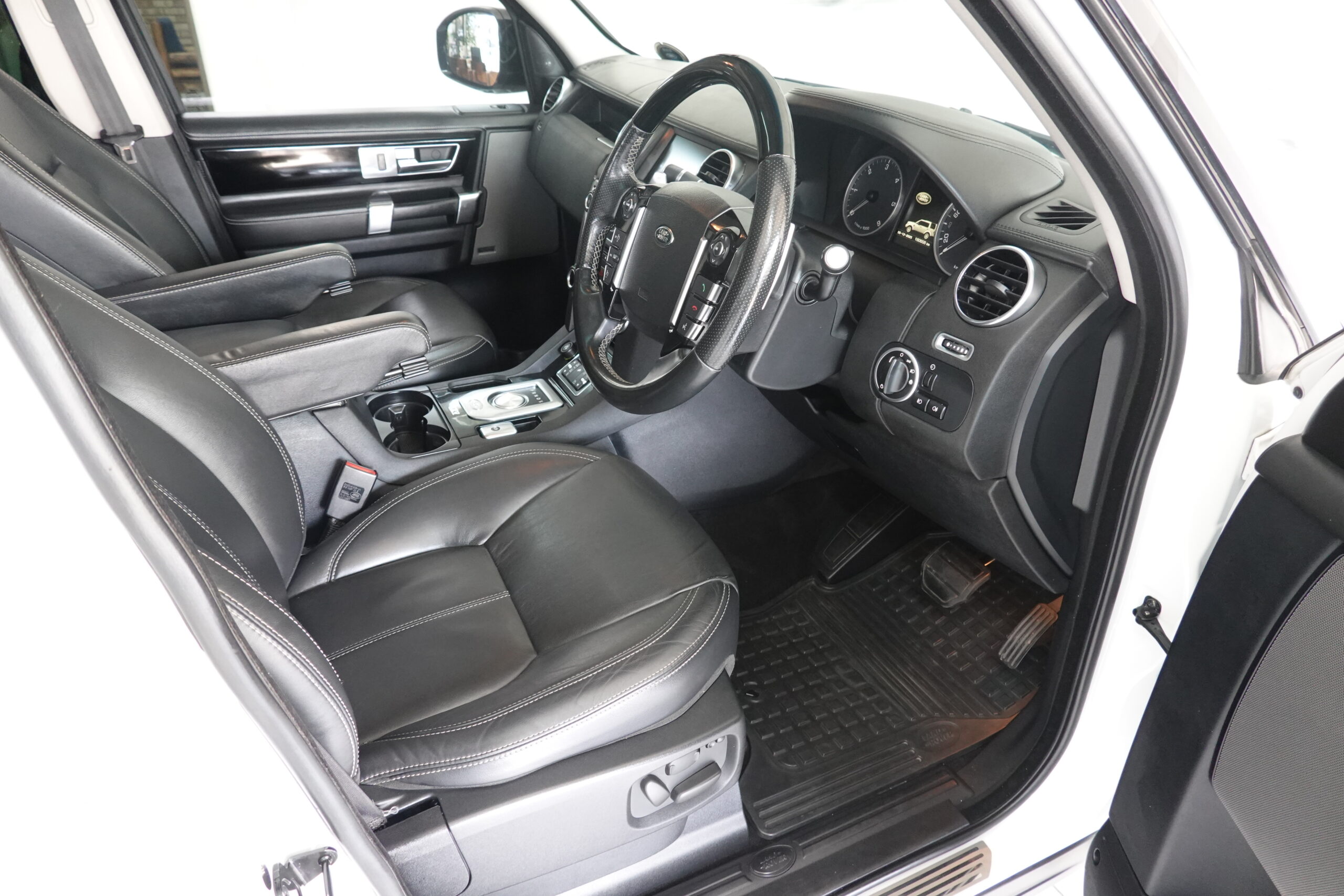 2015 Land Rover Discovery 4 3.0 SD V6 XXV Limited Edition