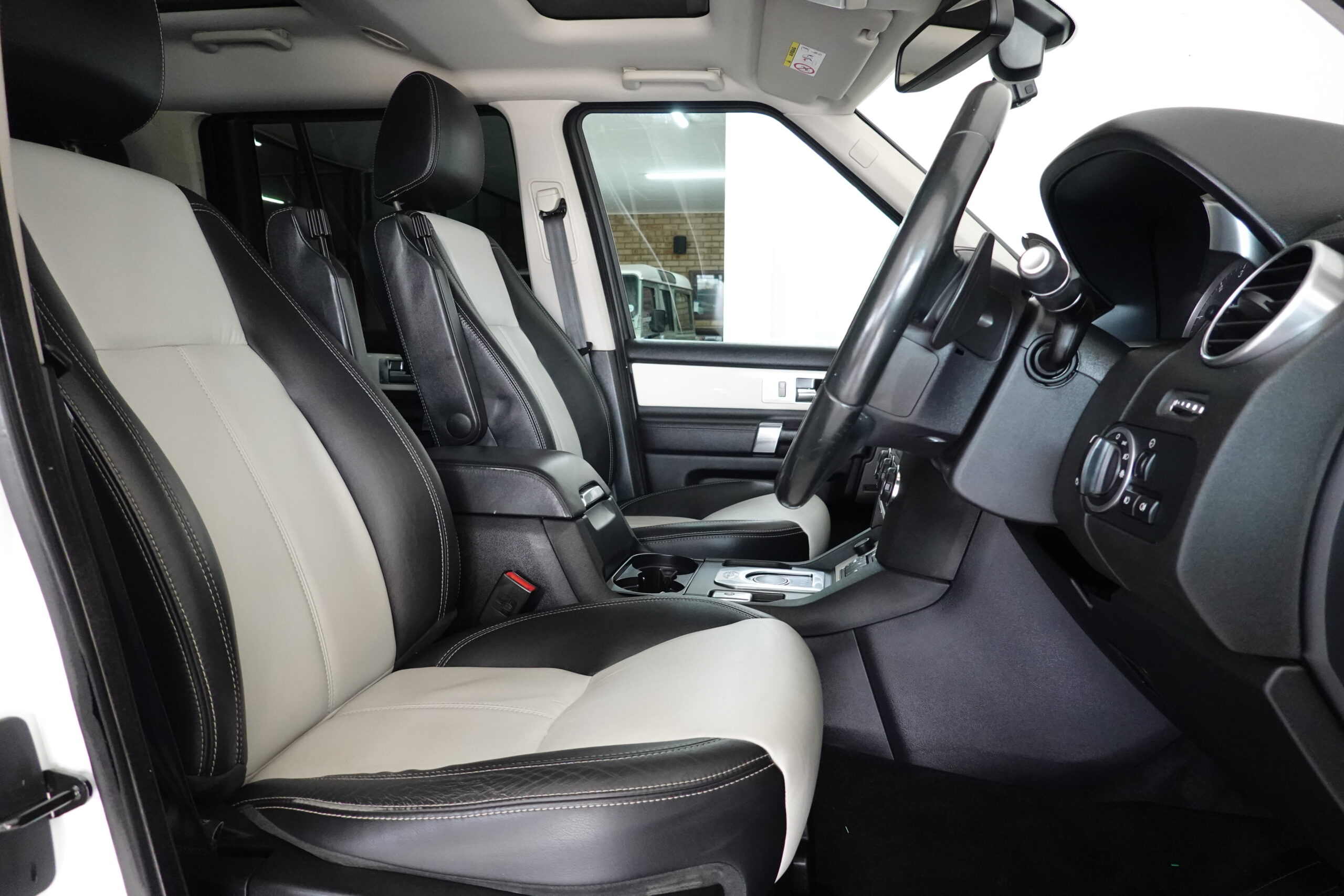 2015 Land Rover Discovery 4 SD V6 HSE