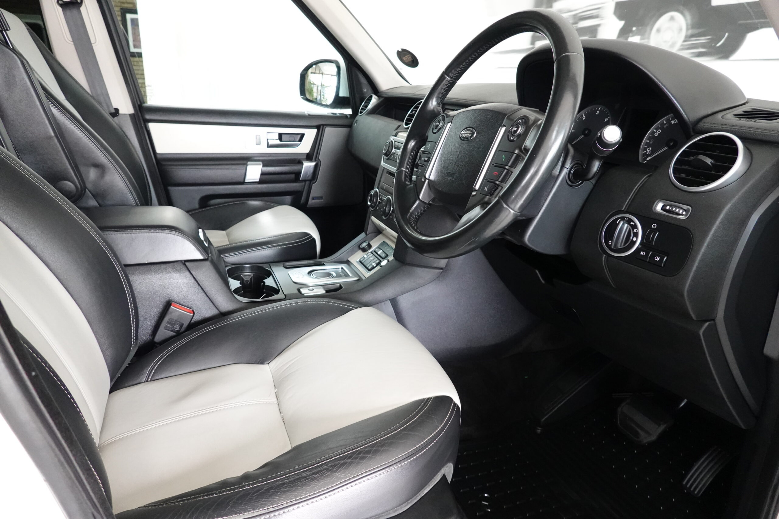 2015 Land Rover Discovery 4 SD V6 HSE