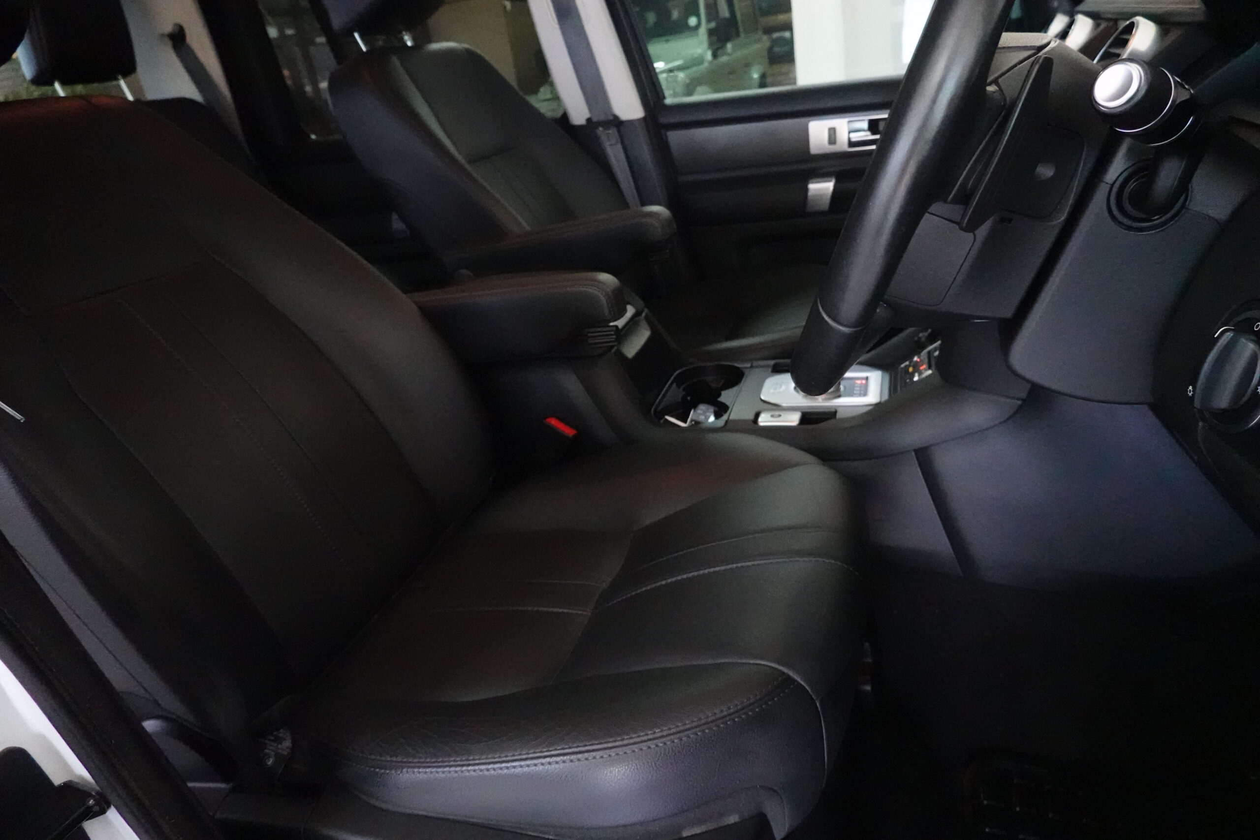 2014 Land Rover Discovery 4 3.0 TD-SD V6 SE