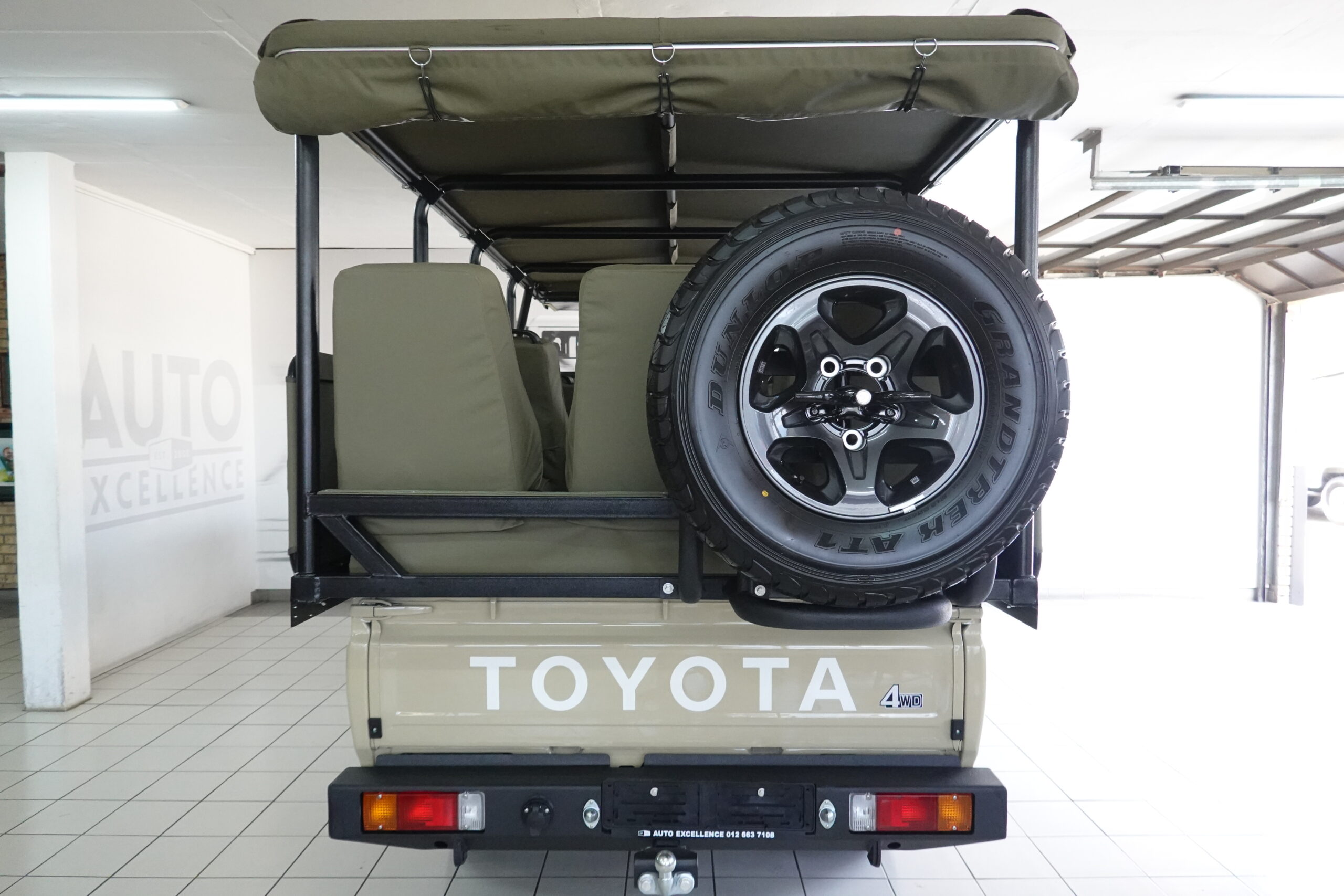 2026 Toyota Land Cruiser 79 2.8 Auto Game Viewer