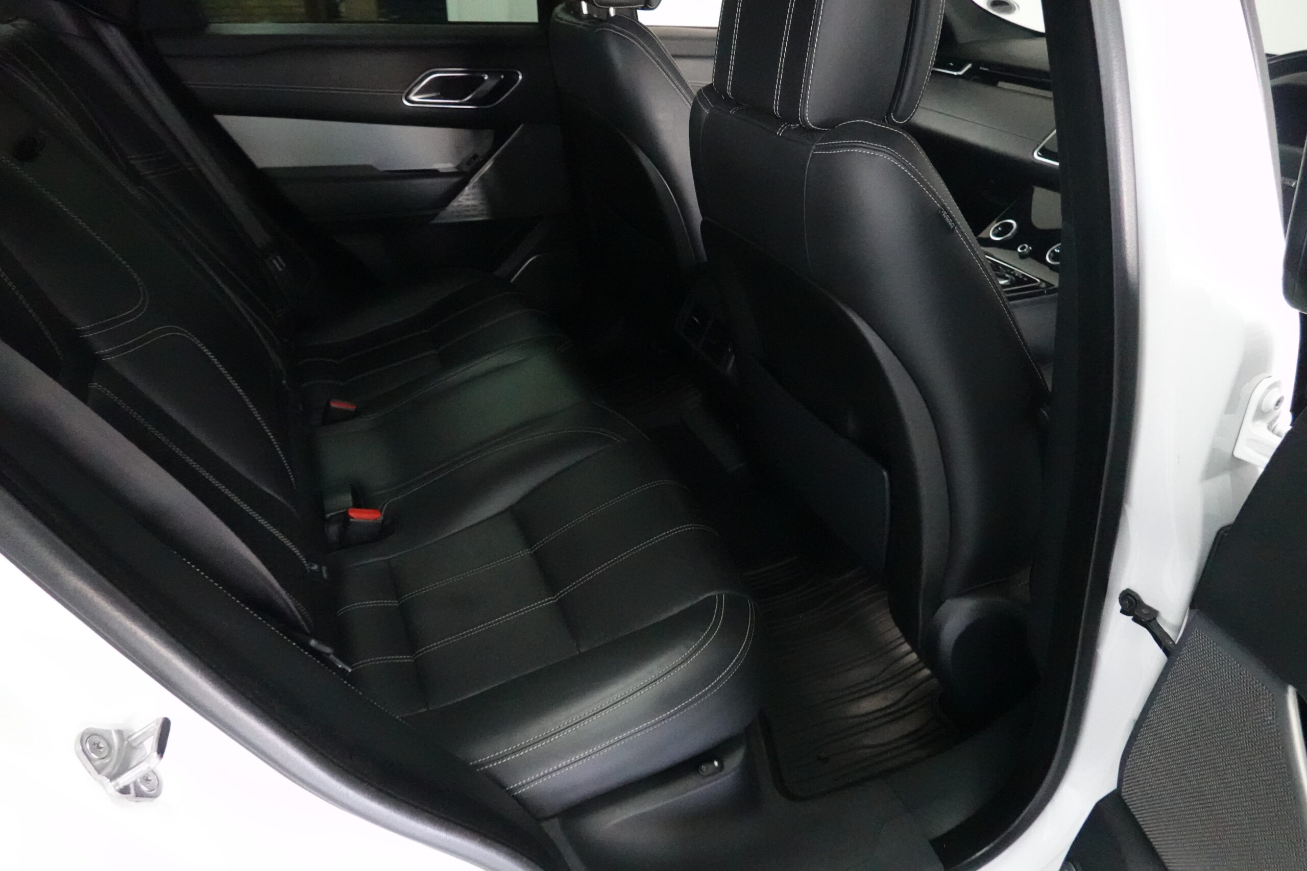 2018 Land Rover Range Rover Velar 3.0D HSE / D300 R-Dynamic