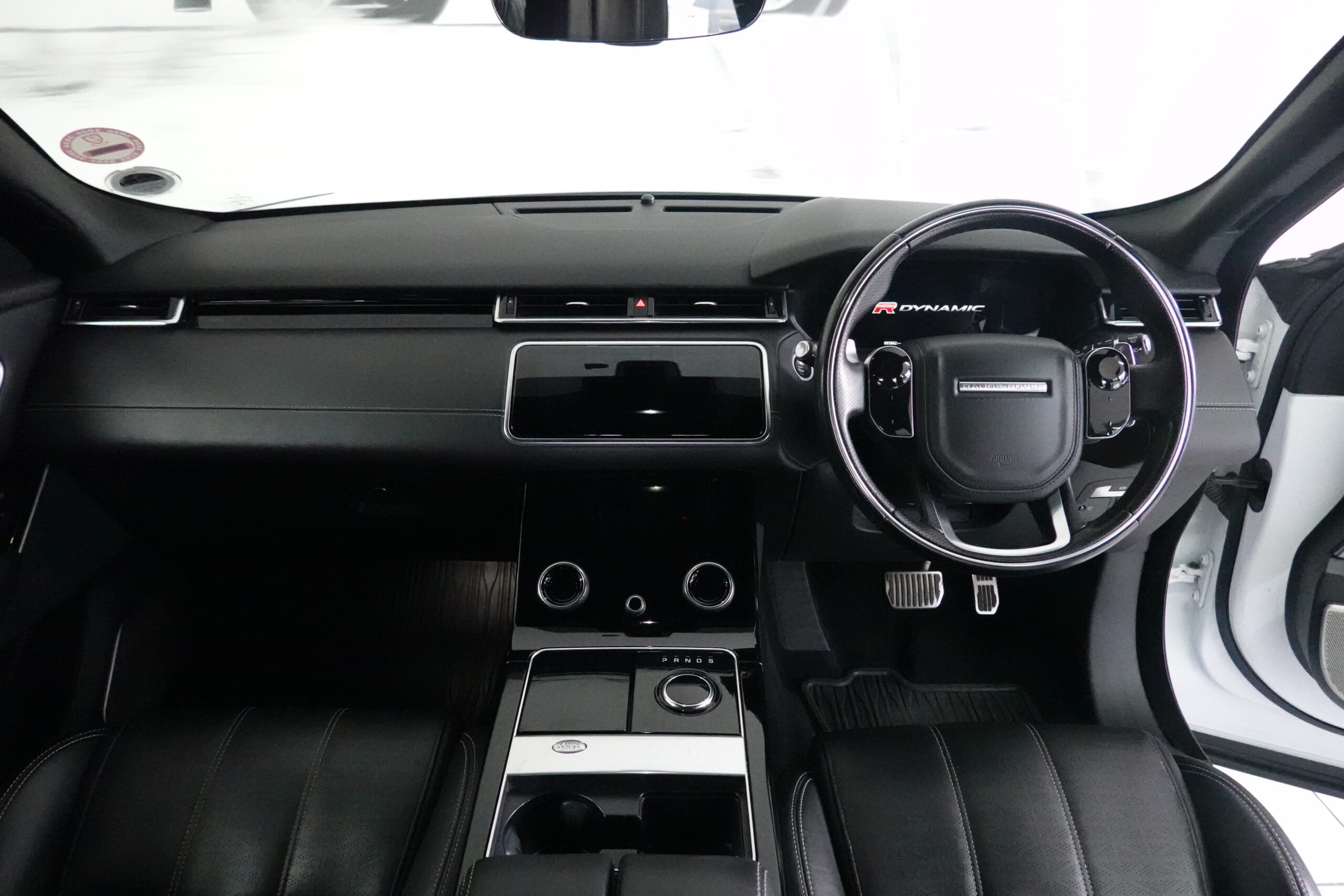 2018 Land Rover Range Rover Velar 3.0D HSE / D300 R-Dynamic