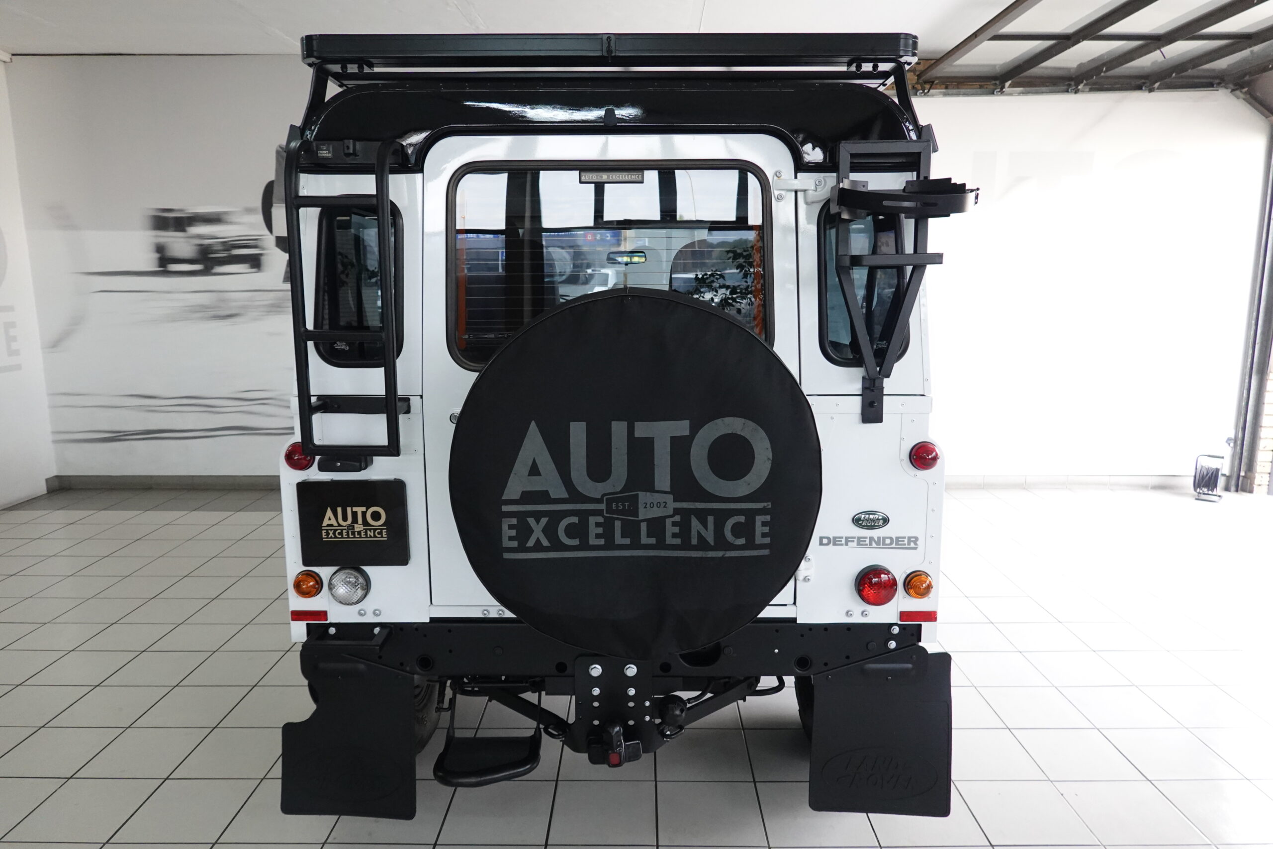 2014 Land Rover Defender 90 2.2D Puma
