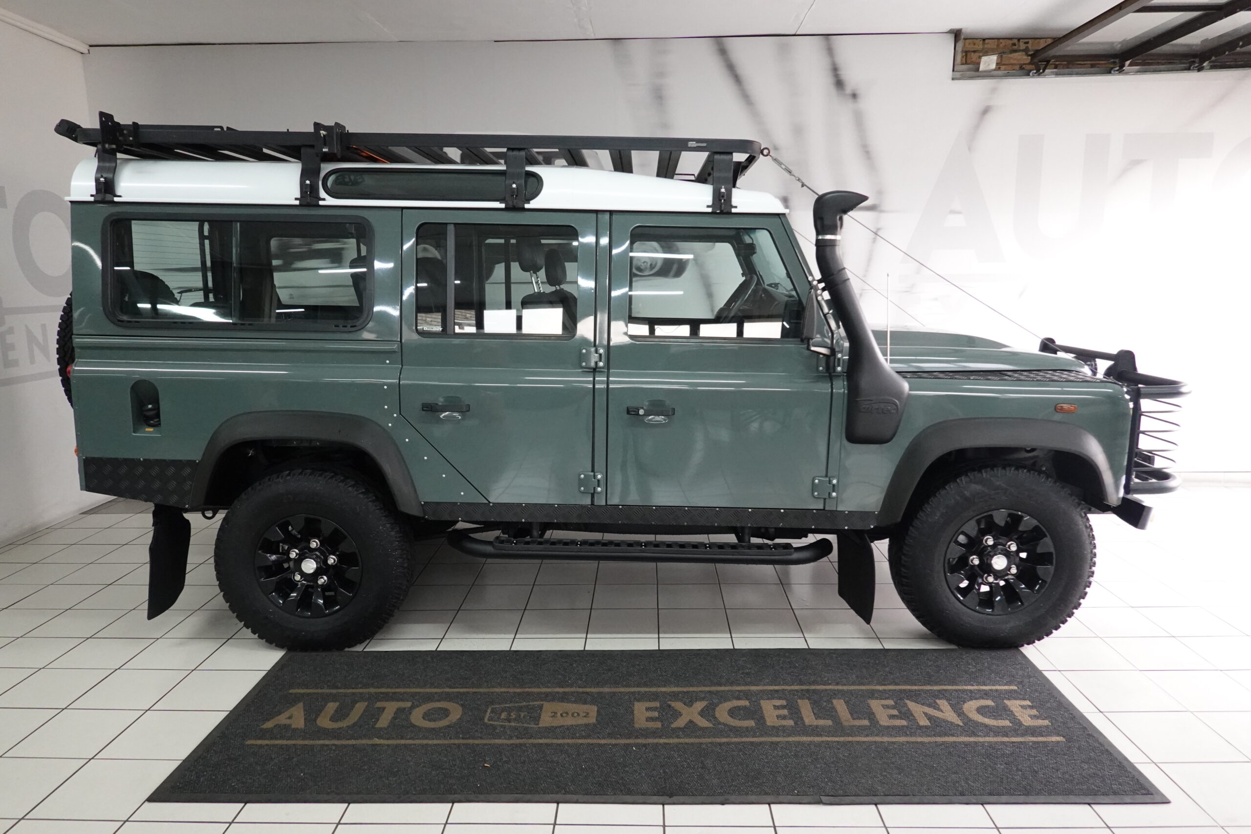 2013 Land Rover Defender 110 2.2D S/W