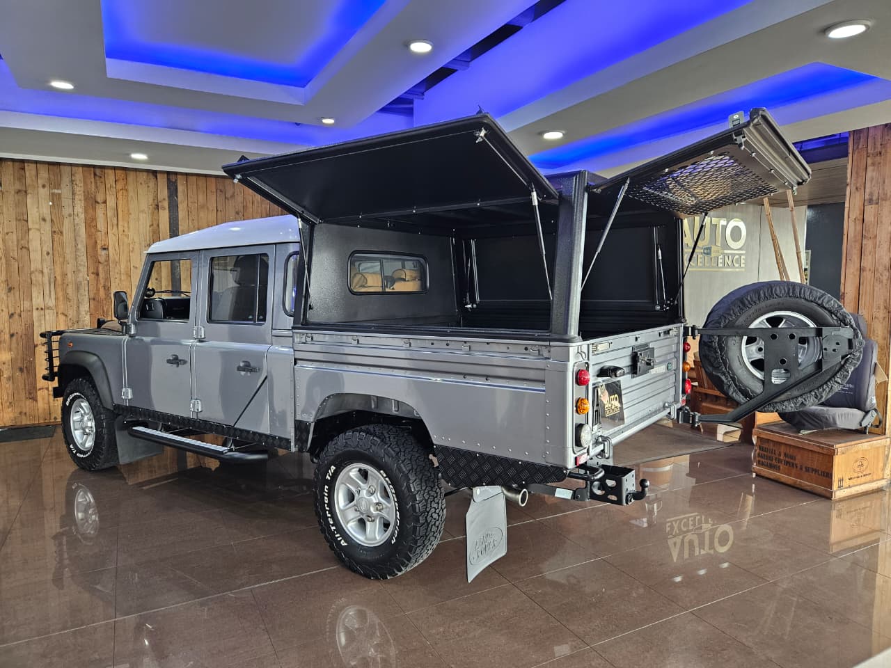2012 Land rover Defender 130 Crew Cab 2.2