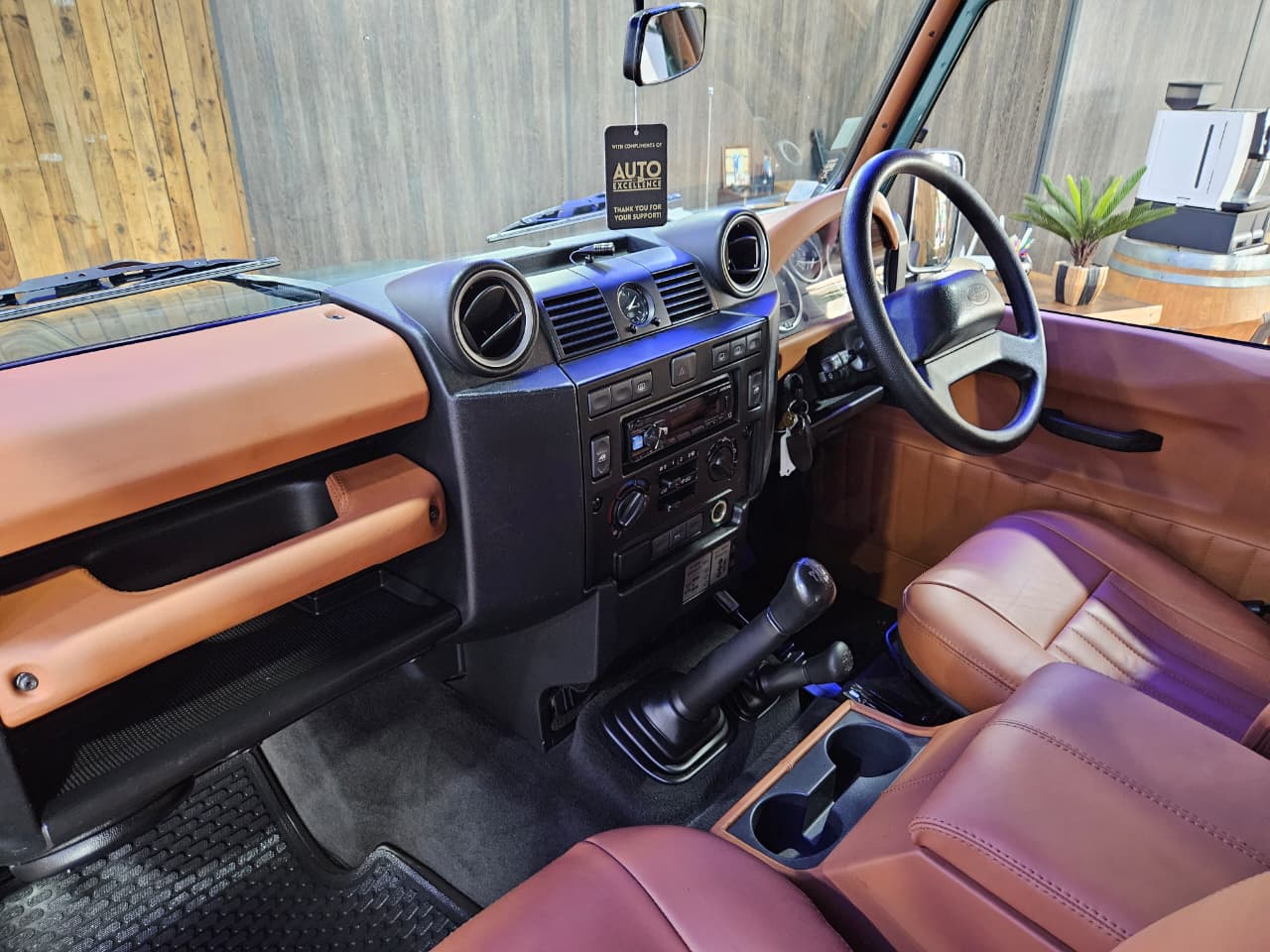Land Rover Defender 90 2.2