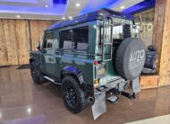 Land Rover Defender 90 2.2