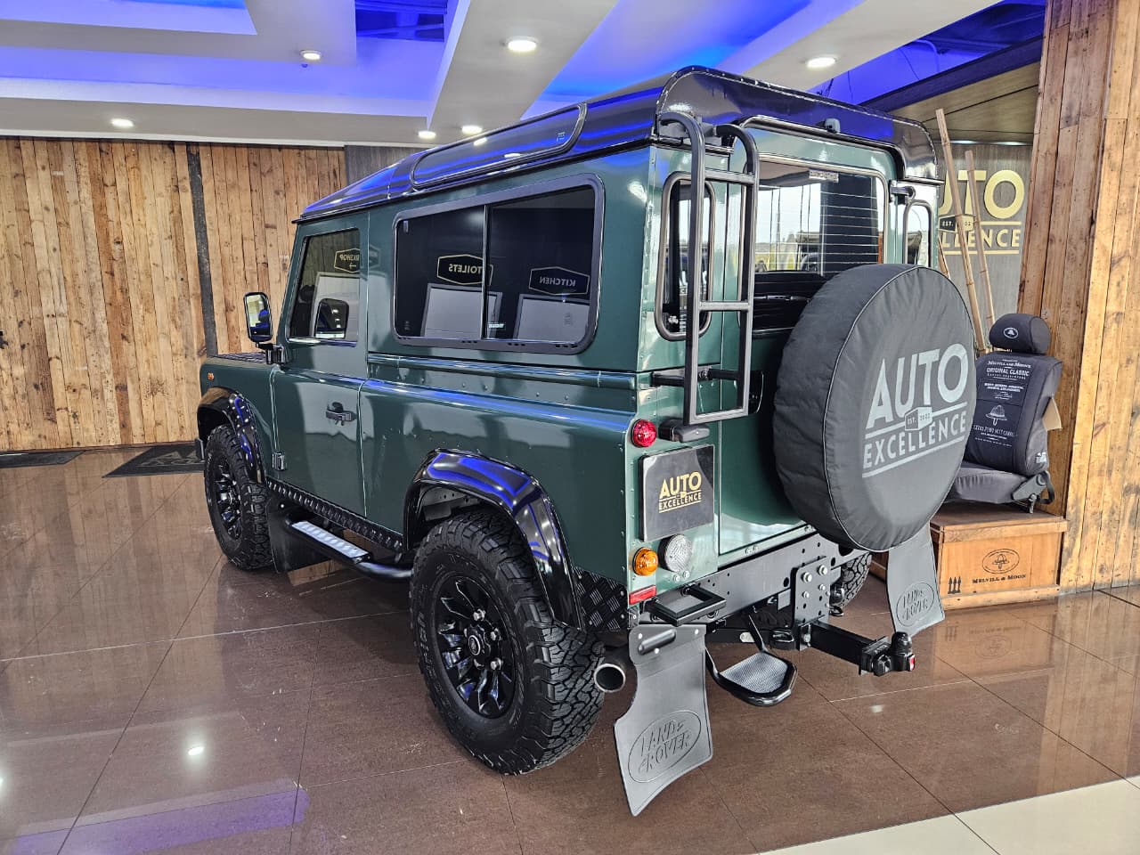 Land Rover Defender 90 2.2