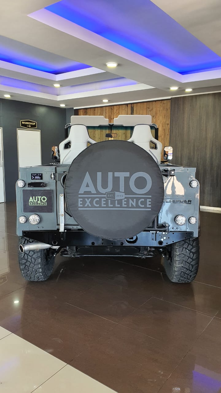 Land Rover Defender TD5 90 A/T