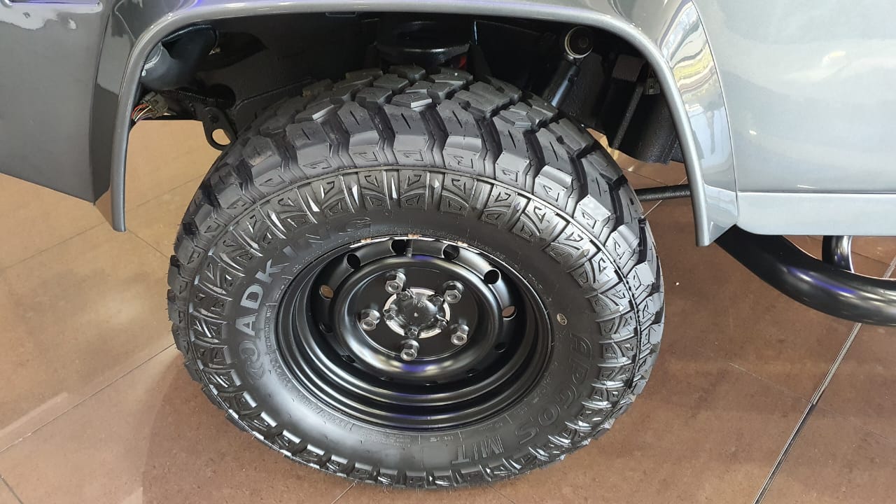 Land Rover Defender TD5 90 A/T