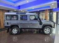 Land Rover Defender 110 2.4TD