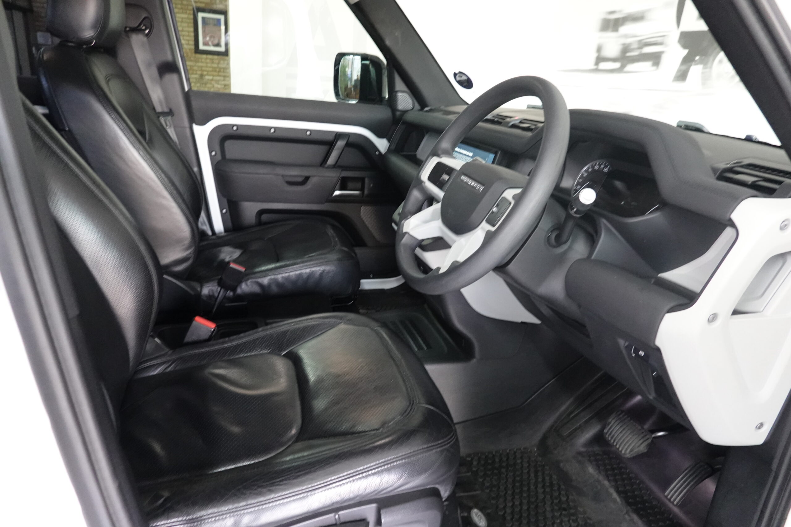 2021 Land Rover Defender 110 D240 S