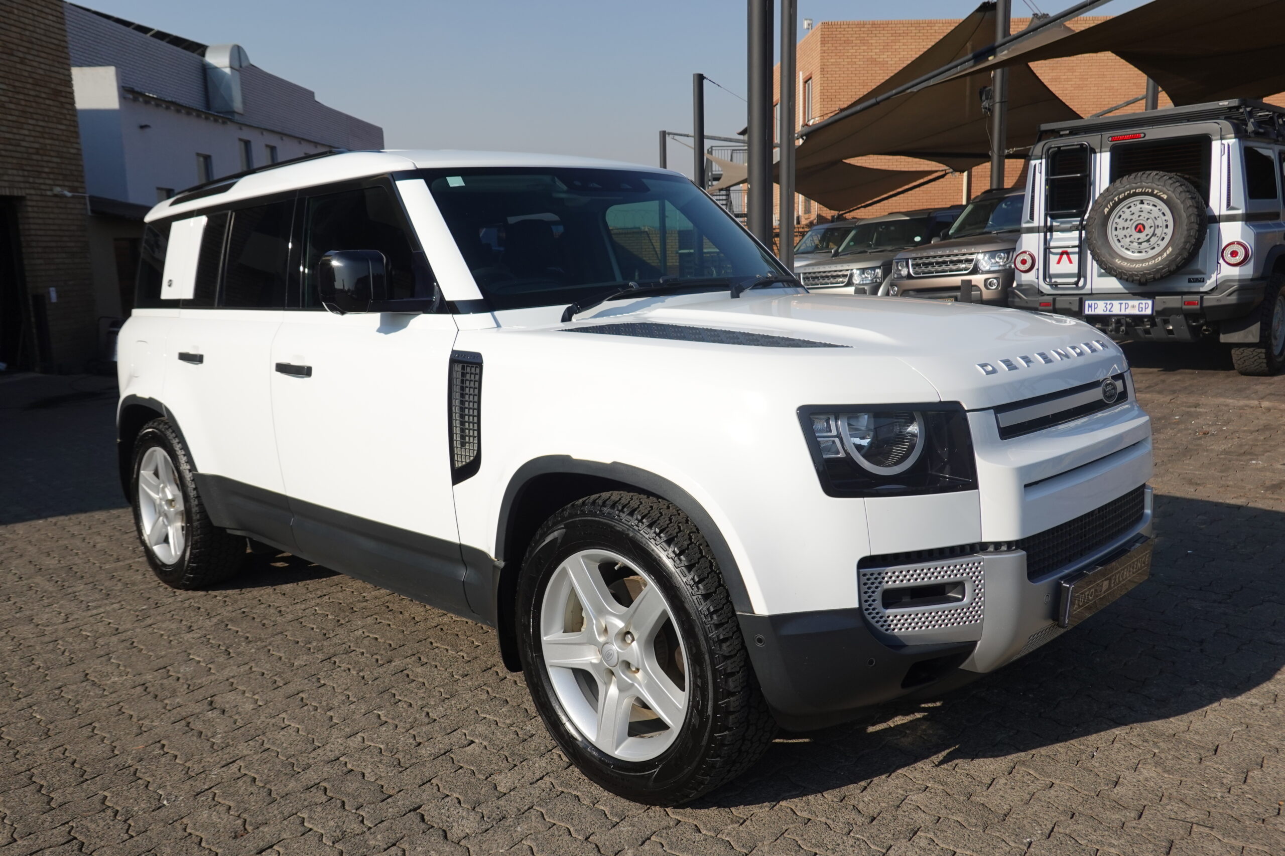 2021 Land Rover Defender 110 D240 S