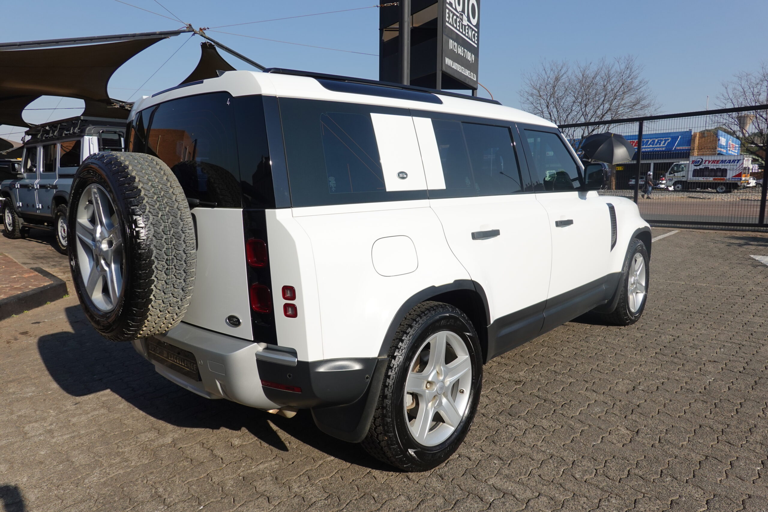 2021 Land Rover Defender 110 D240 S