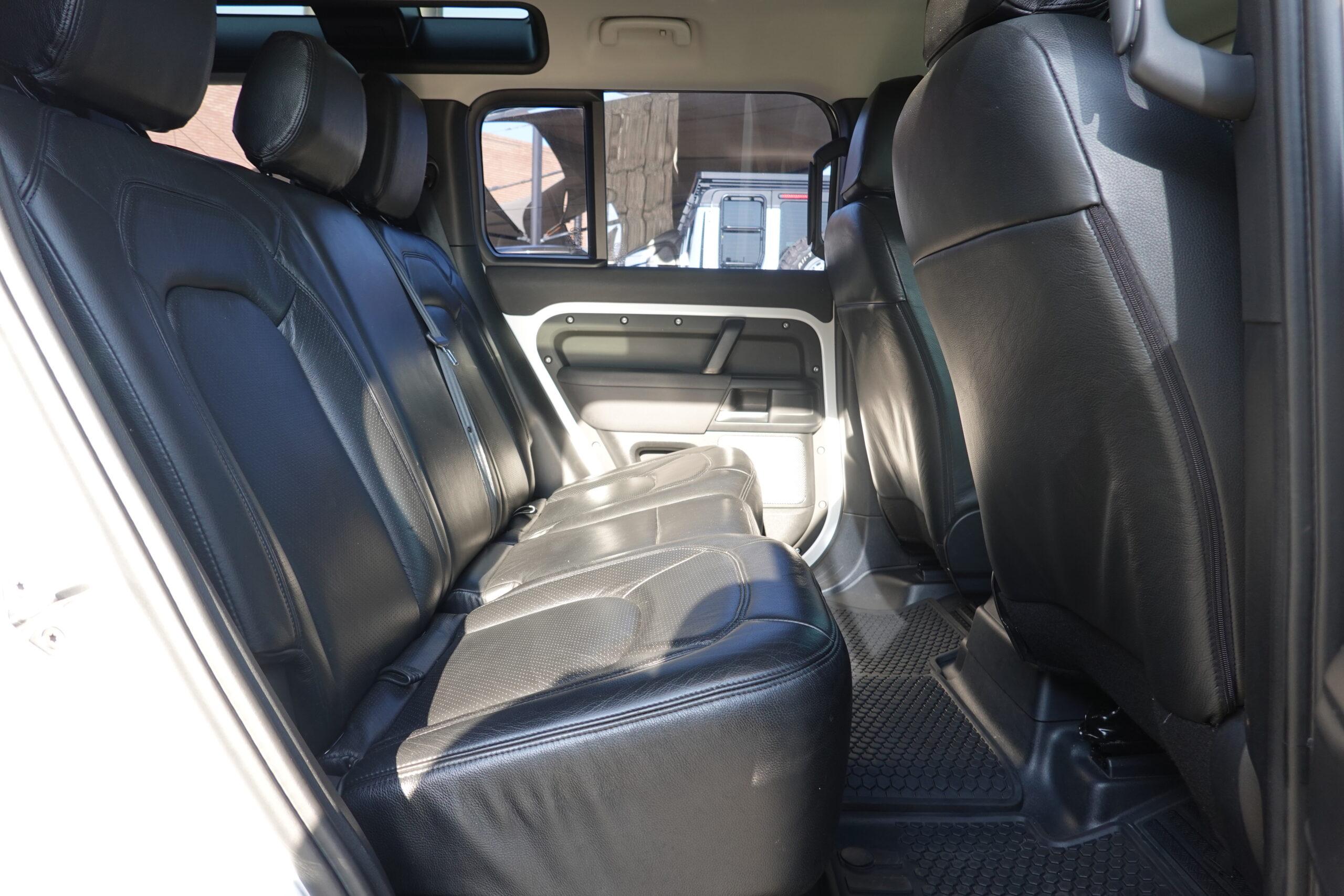 2021 Land Rover Defender 110 D240 S