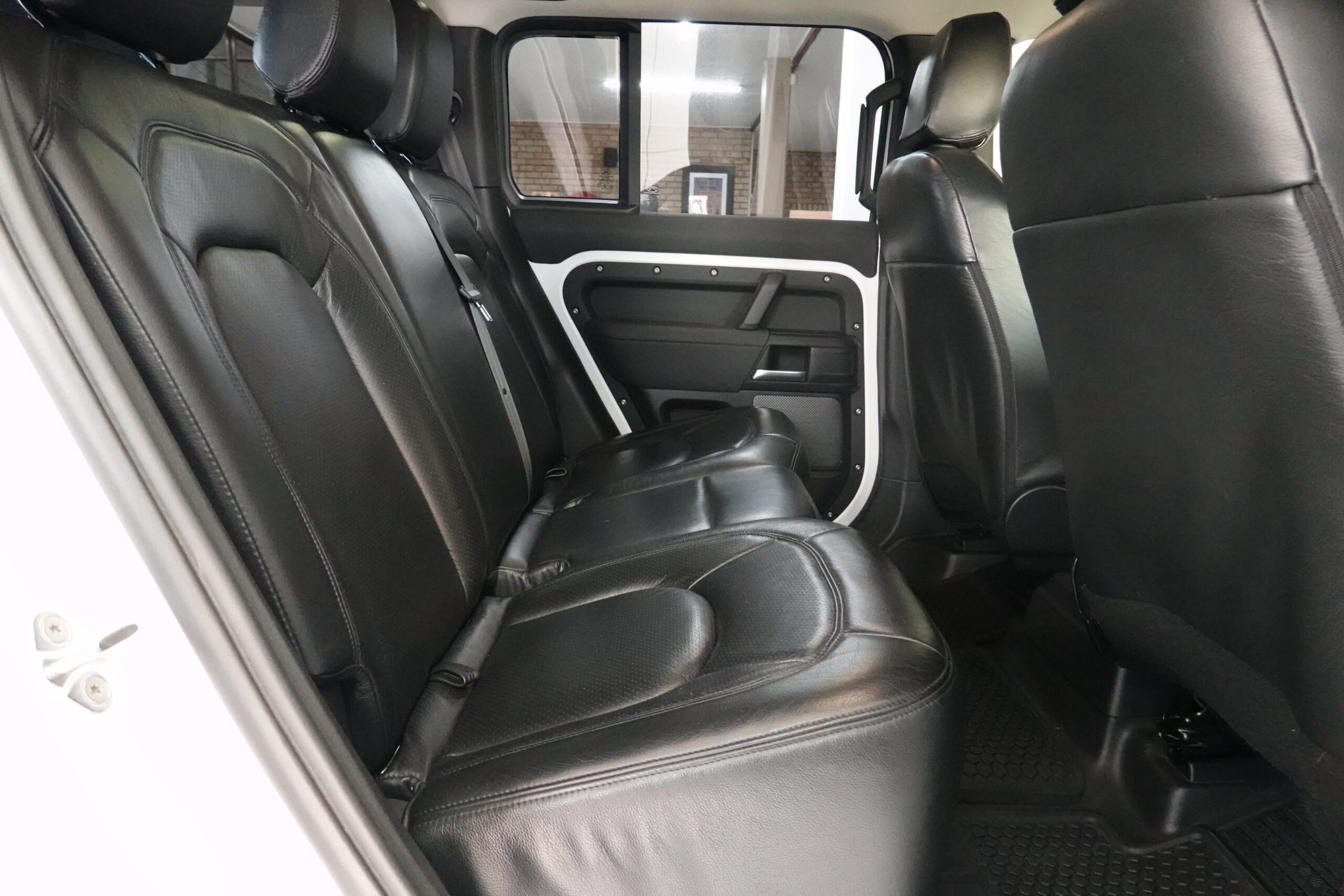 2021 Land Rover Defender 110 D240 S