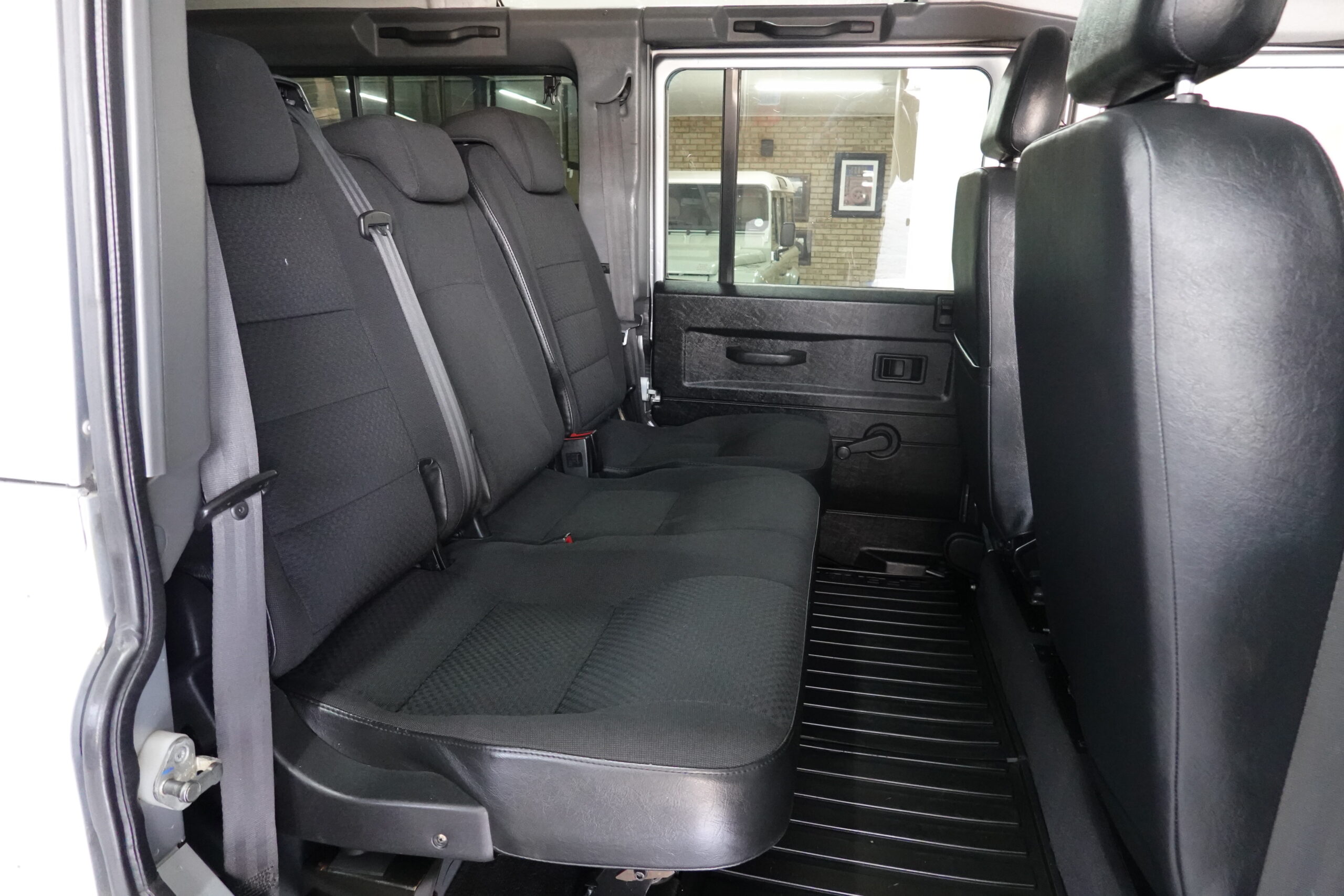 2013 Land Rover Defender 110 2.2D Puma S/W