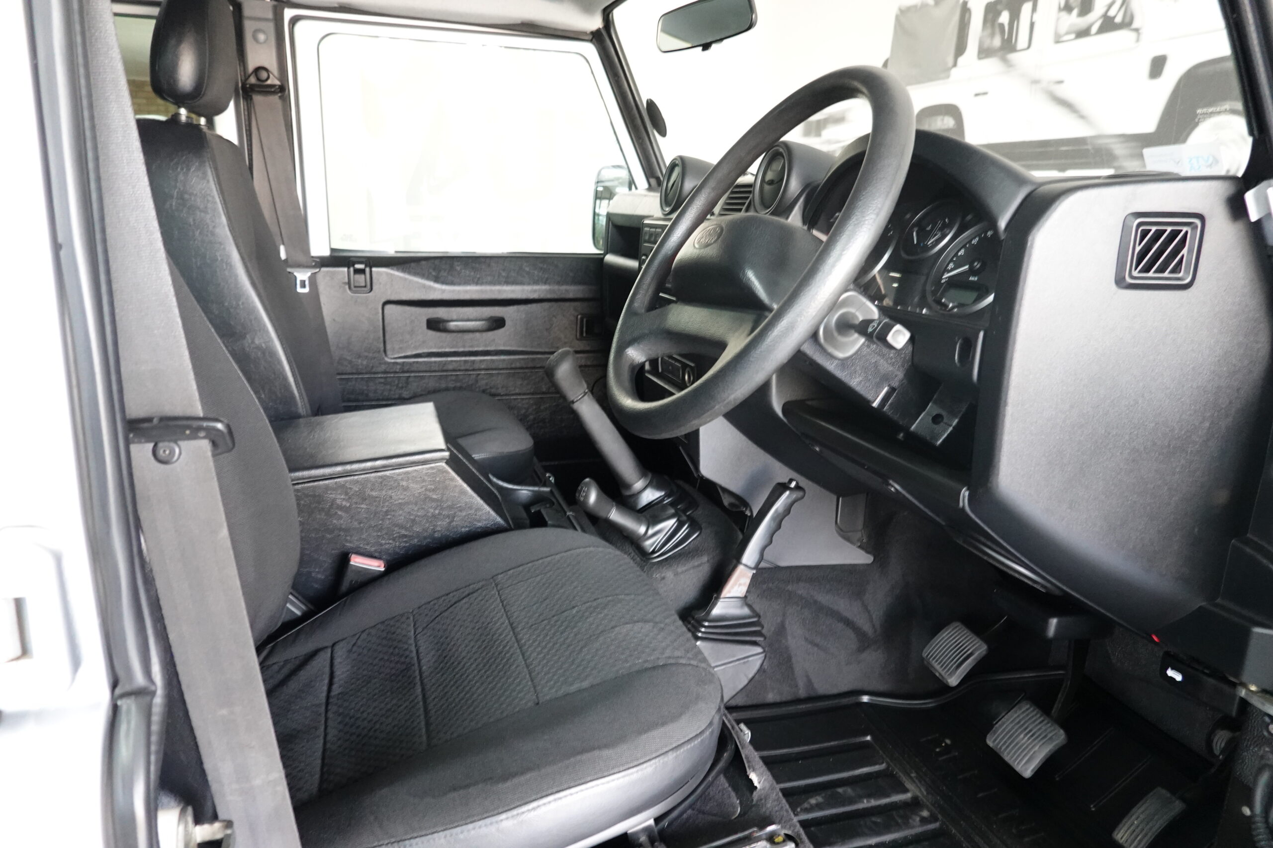 2013 Land Rover Defender 110 2.2D Puma S/W