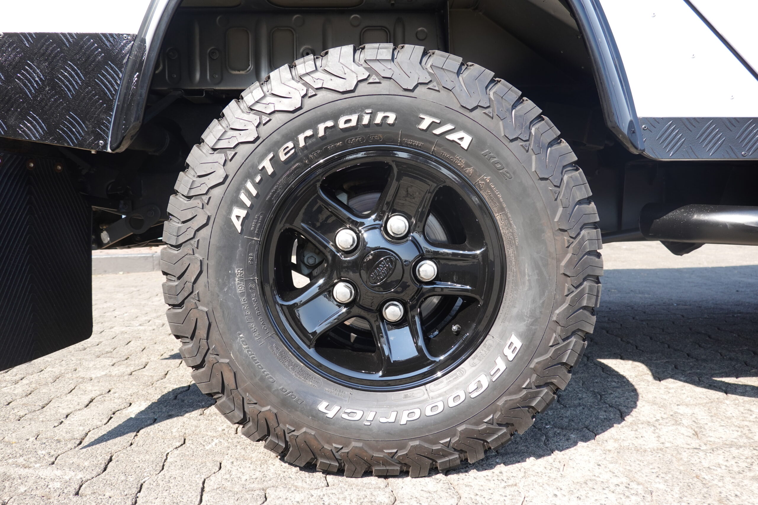 2013 Land Rover Defender 110 2.2D Puma S/W