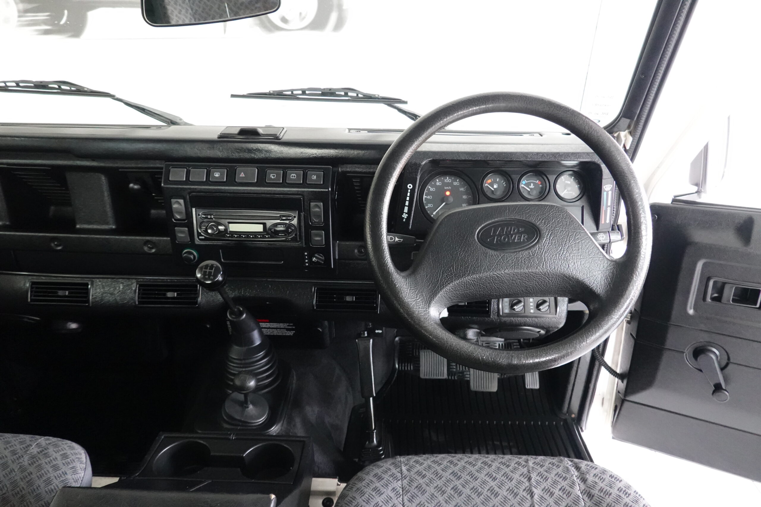 2005 Land Rover Defender 110 2.5 TD5 CSW