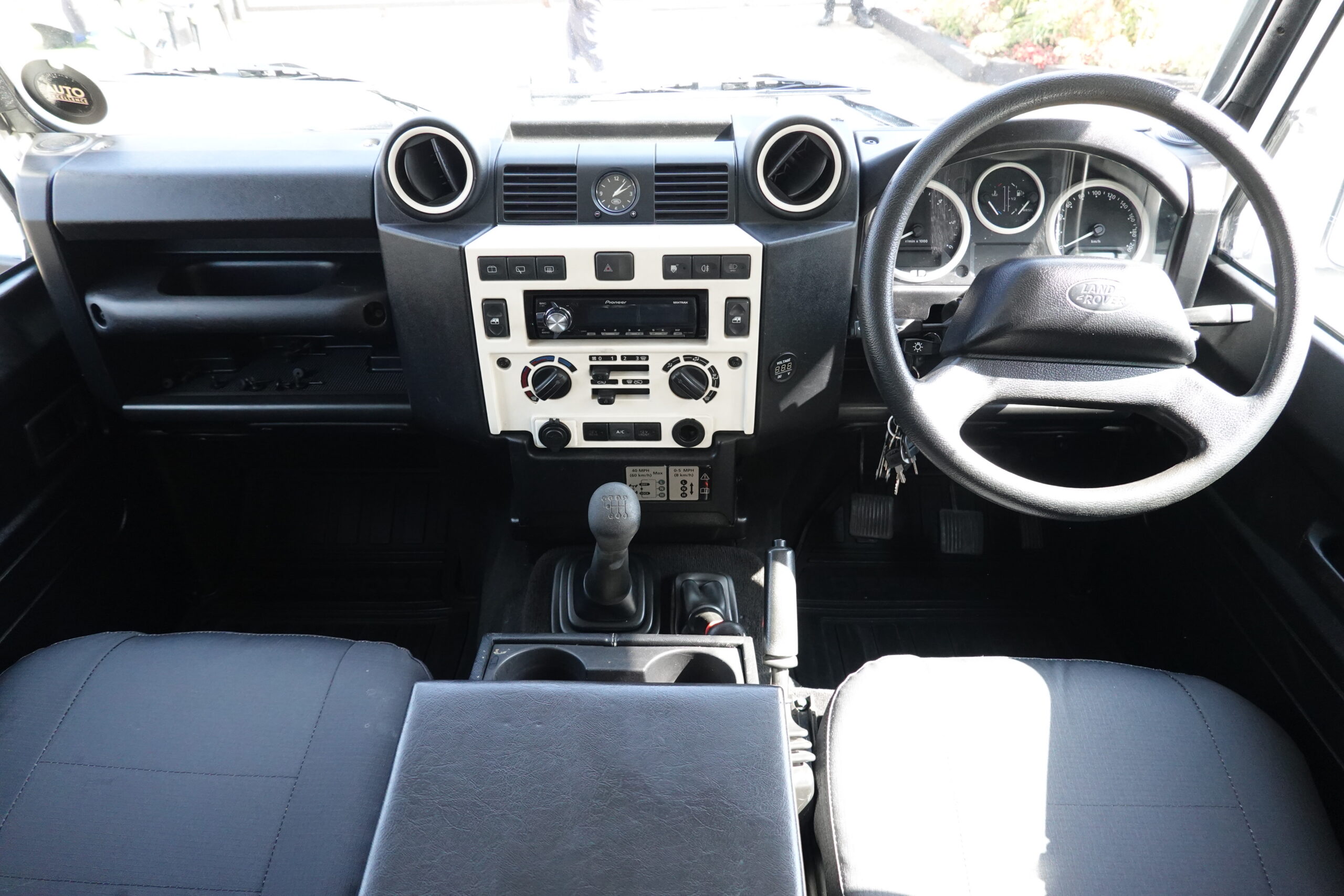 2011 LAND ROVER DEFENDER 110 2.2D PUMA CSW