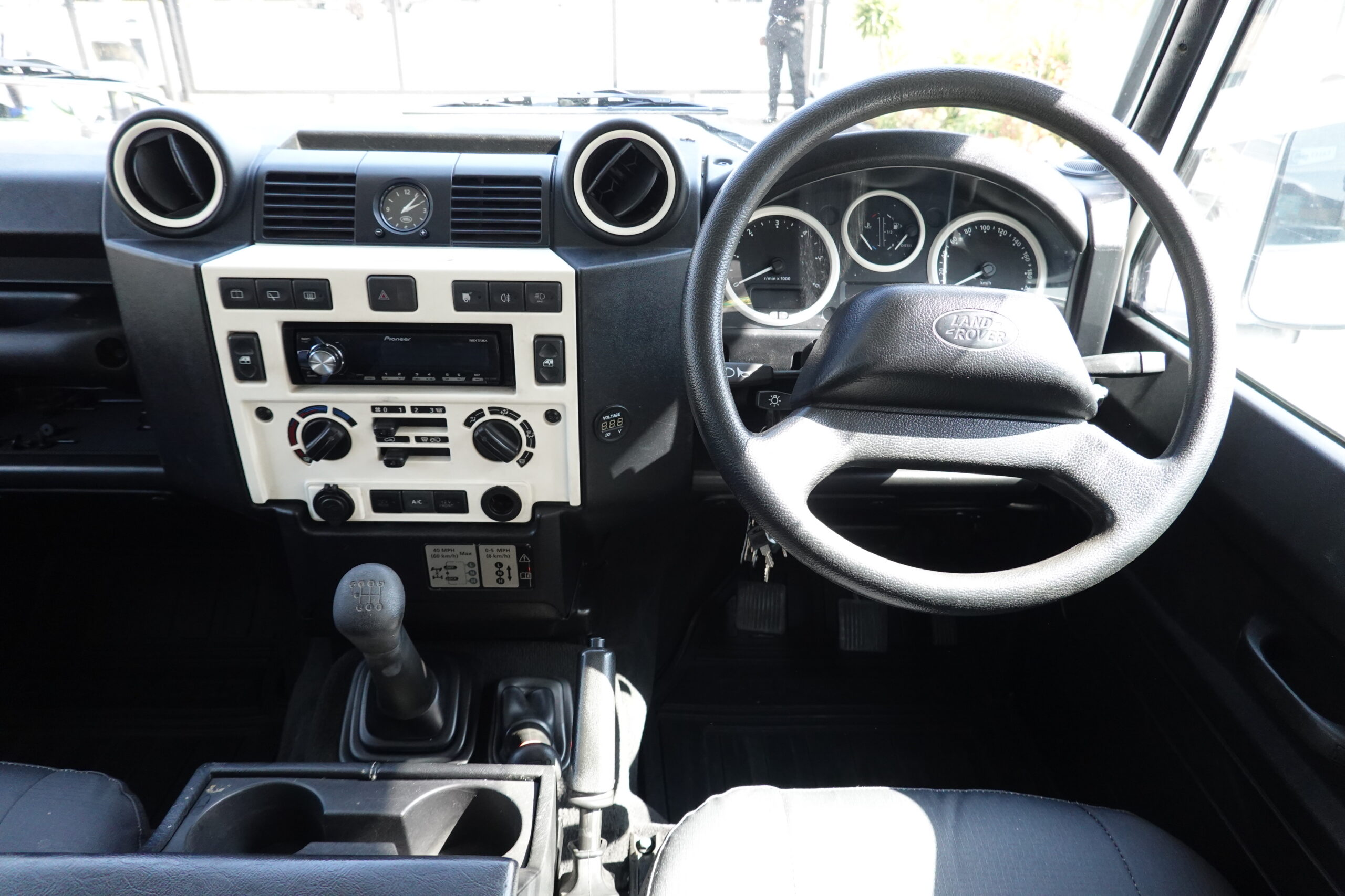 2011 LAND ROVER DEFENDER 110 2.2D PUMA CSW