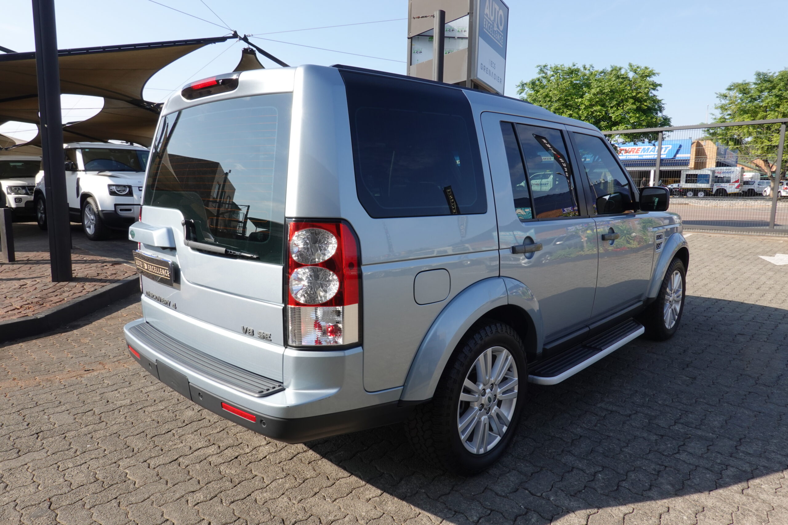 2012 LAND ROVER DISCOVERY 4 5.0V8 SE