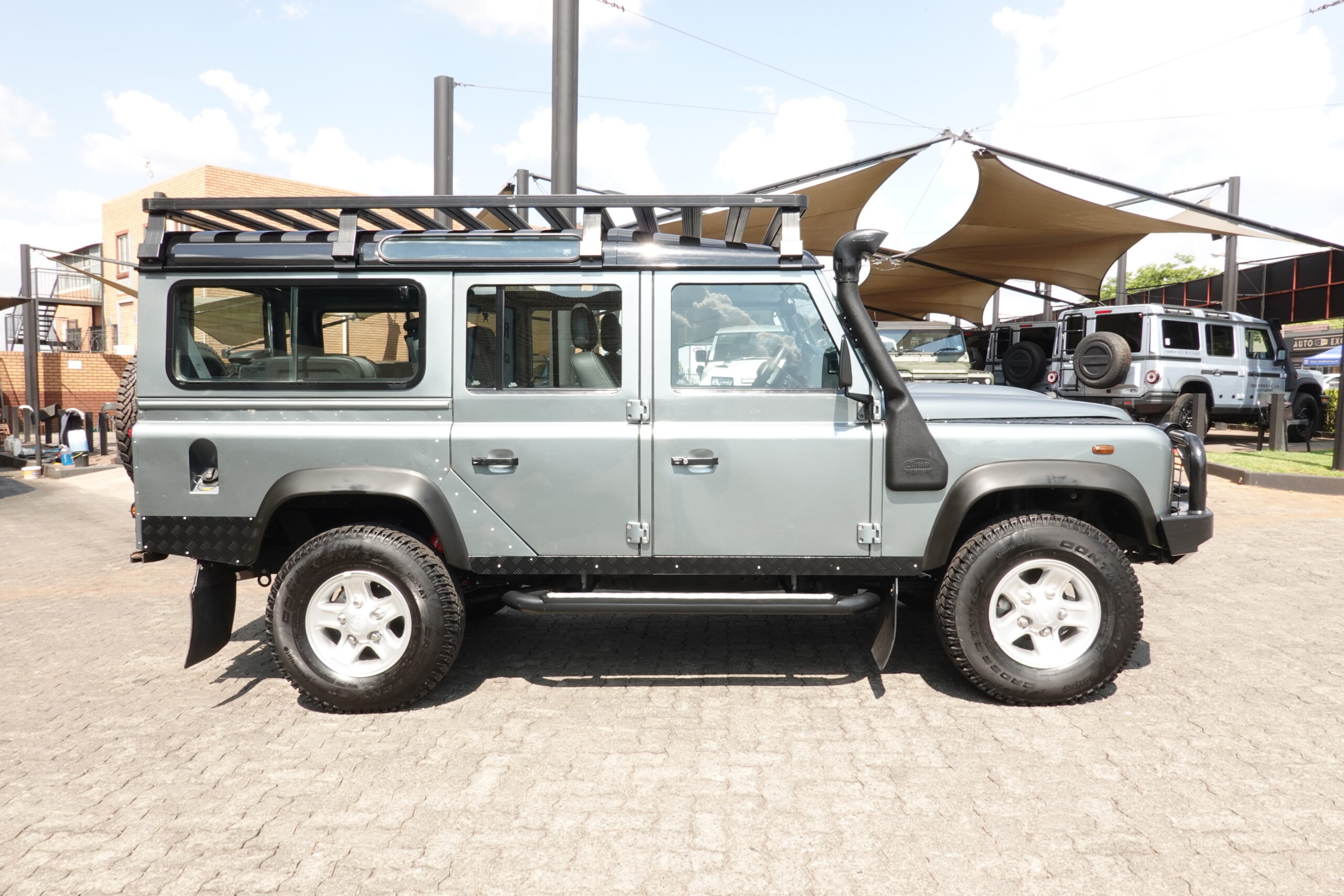 2015 Land Rover Defender 110 CSW 2.2