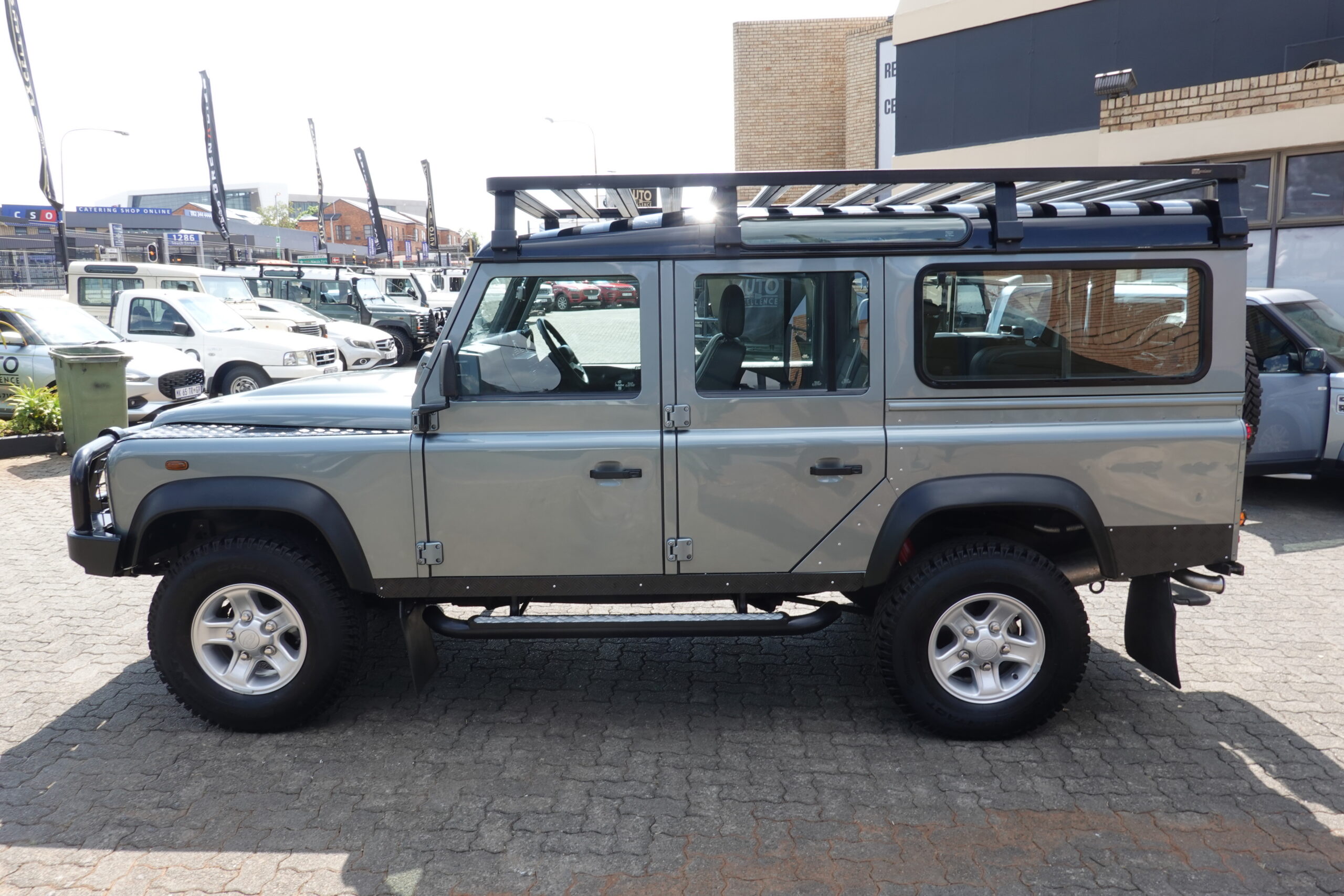 2015 Land Rover Defender 110 CSW 2.2
