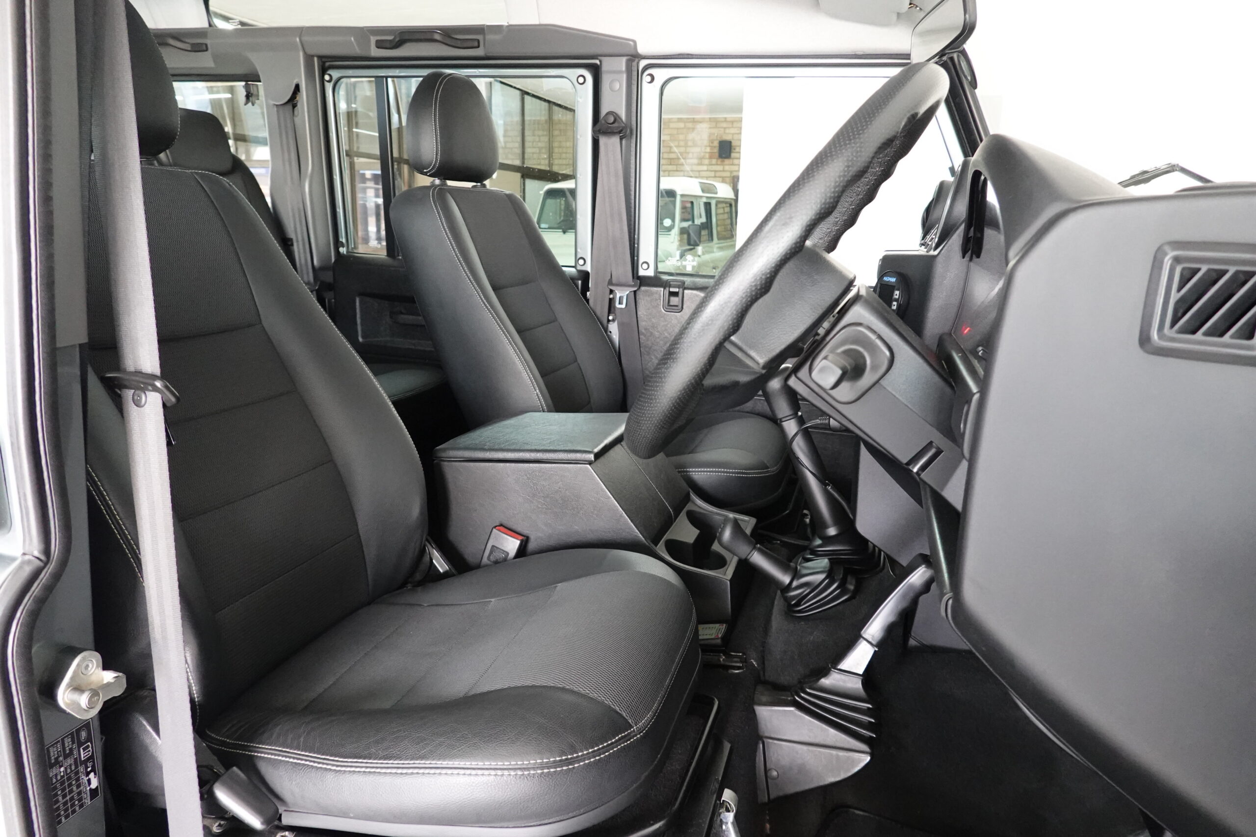 2015 Land Rover Defender 110 CSW 2.2