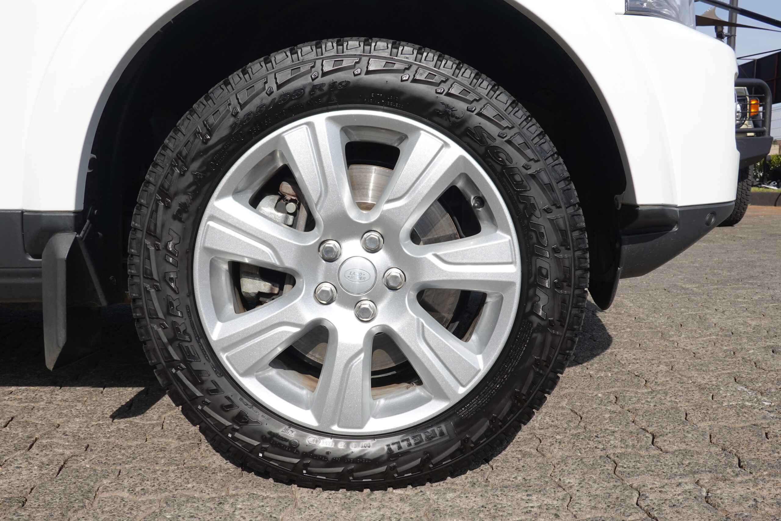 2016 LAND ROVER DISCOVERY 4 SD V6 SE
