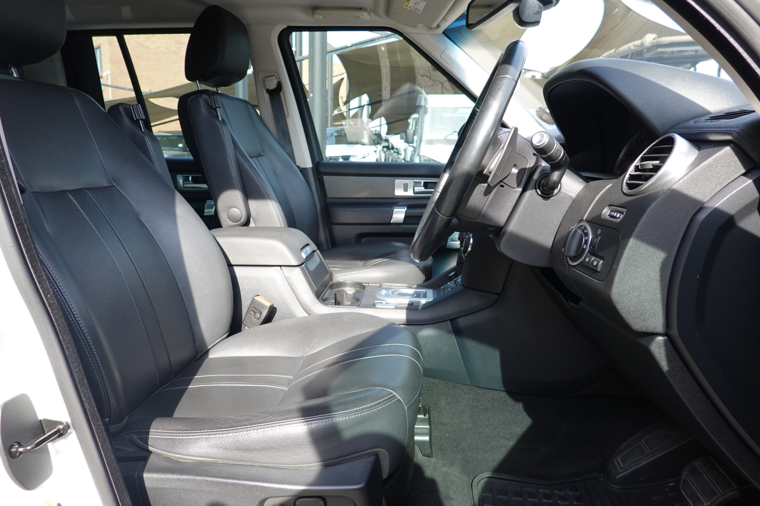 2016 LAND ROVER DISCOVERY 4 SD V6 SE