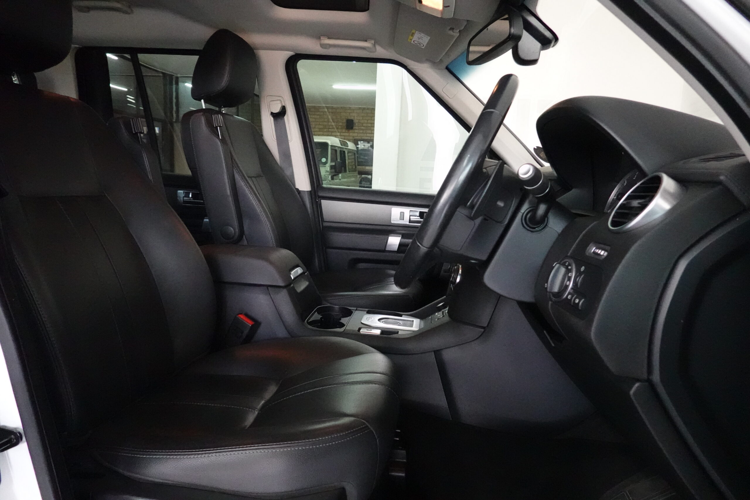 2016 LAND ROVER DISCOVERY 4 SD V6 SE
